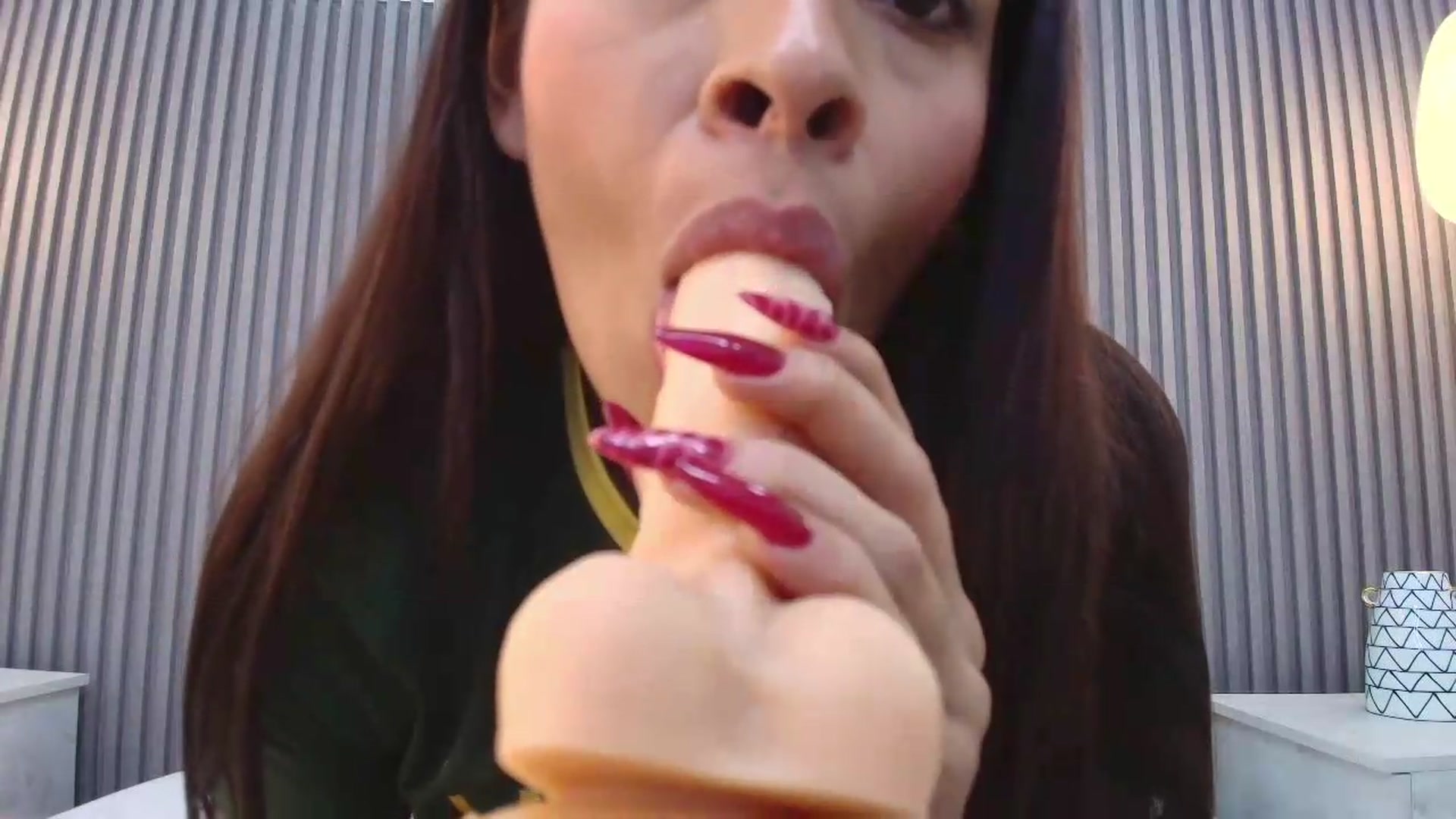 Gallery image thumbnail from Shannel_love_'s myfreecams stream on, 08/06/2026, 15:42 image 11 of 20