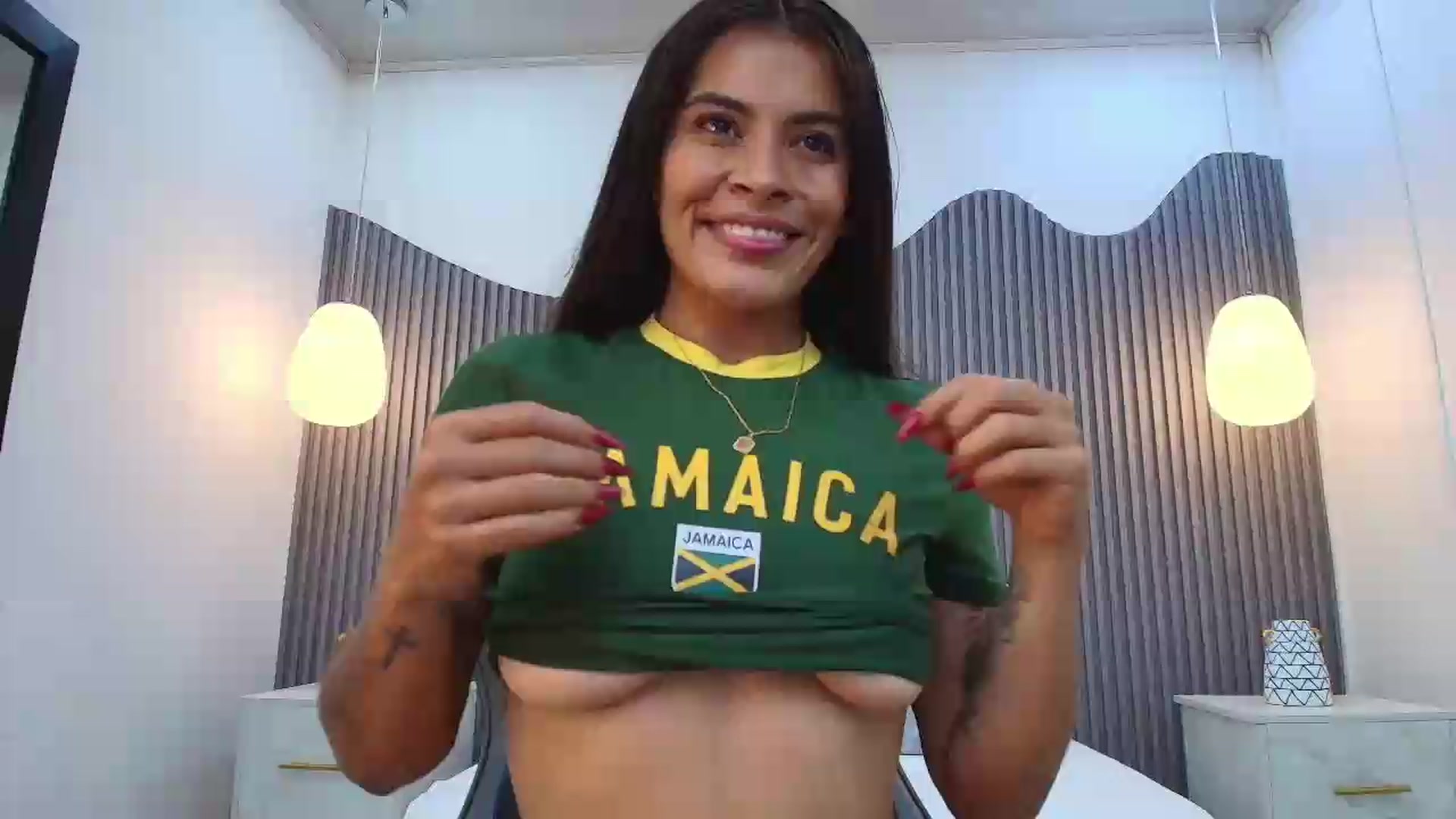 Gallery image thumbnail from Shannel_love_'s myfreecams stream on, 08/22/2026, 17:36 image 1 of 20
