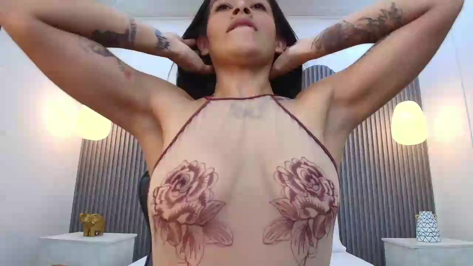 Gallery image thumbnail from Shannel_love_'s myfreecams stream on, 08/27/2026, 17:08 image 1 of 20
