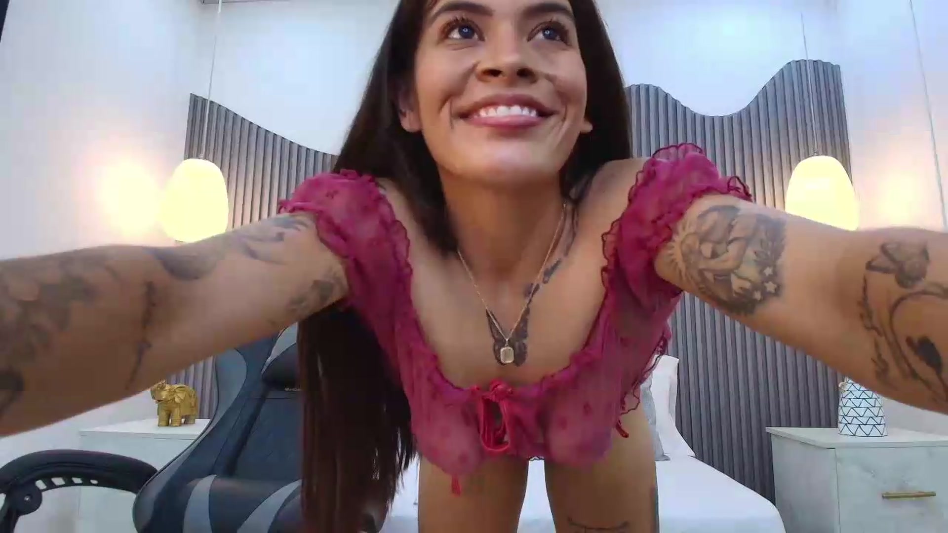 Gallery image thumbnail from Shannel_love_'s myfreecams stream on, 09/08/2026, 15:41 image 20 of 20