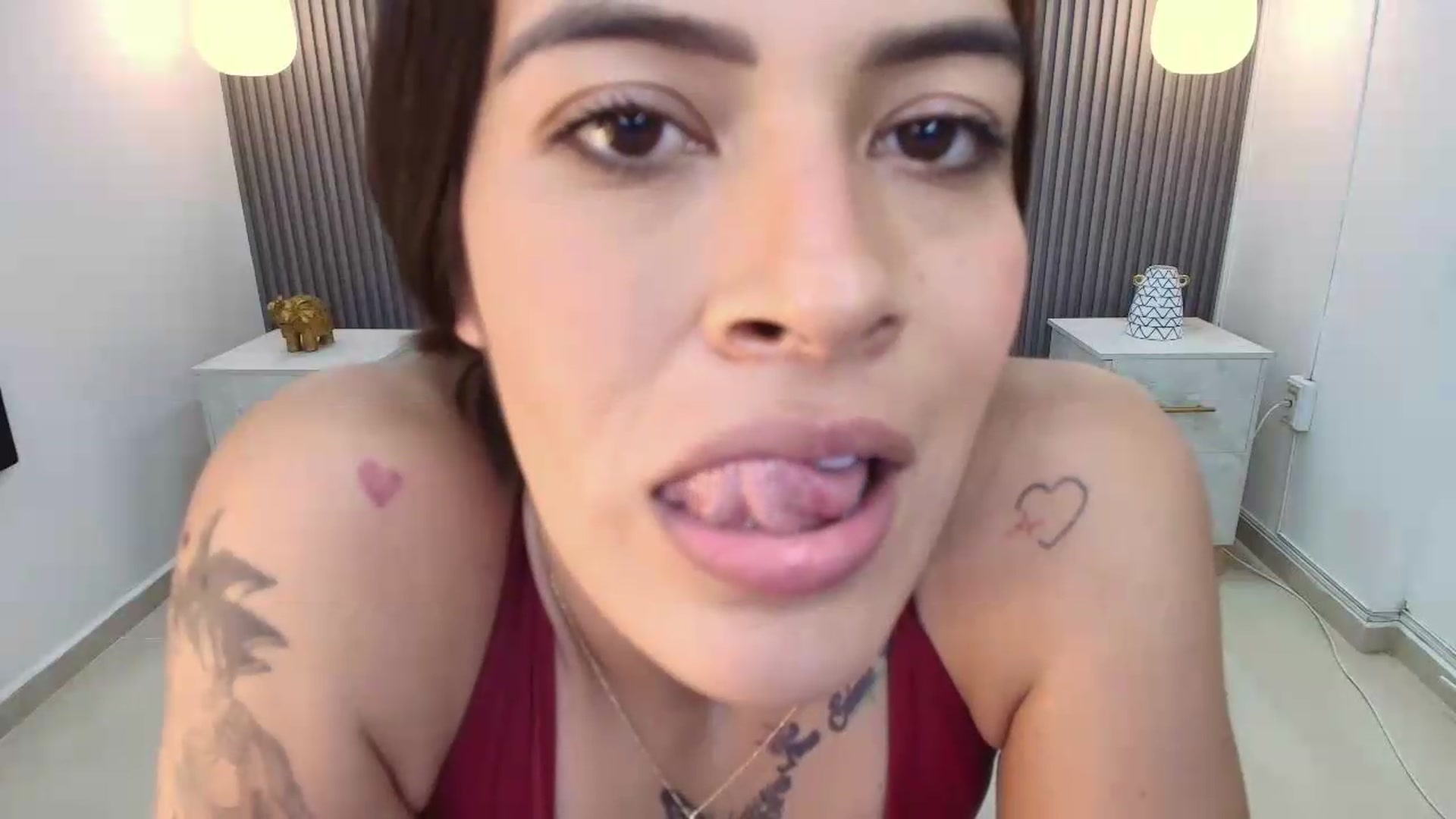 Gallery image thumbnail from Shannel_love_'s myfreecams stream on, 09/26/2026, 16:55 image 10 of 20
