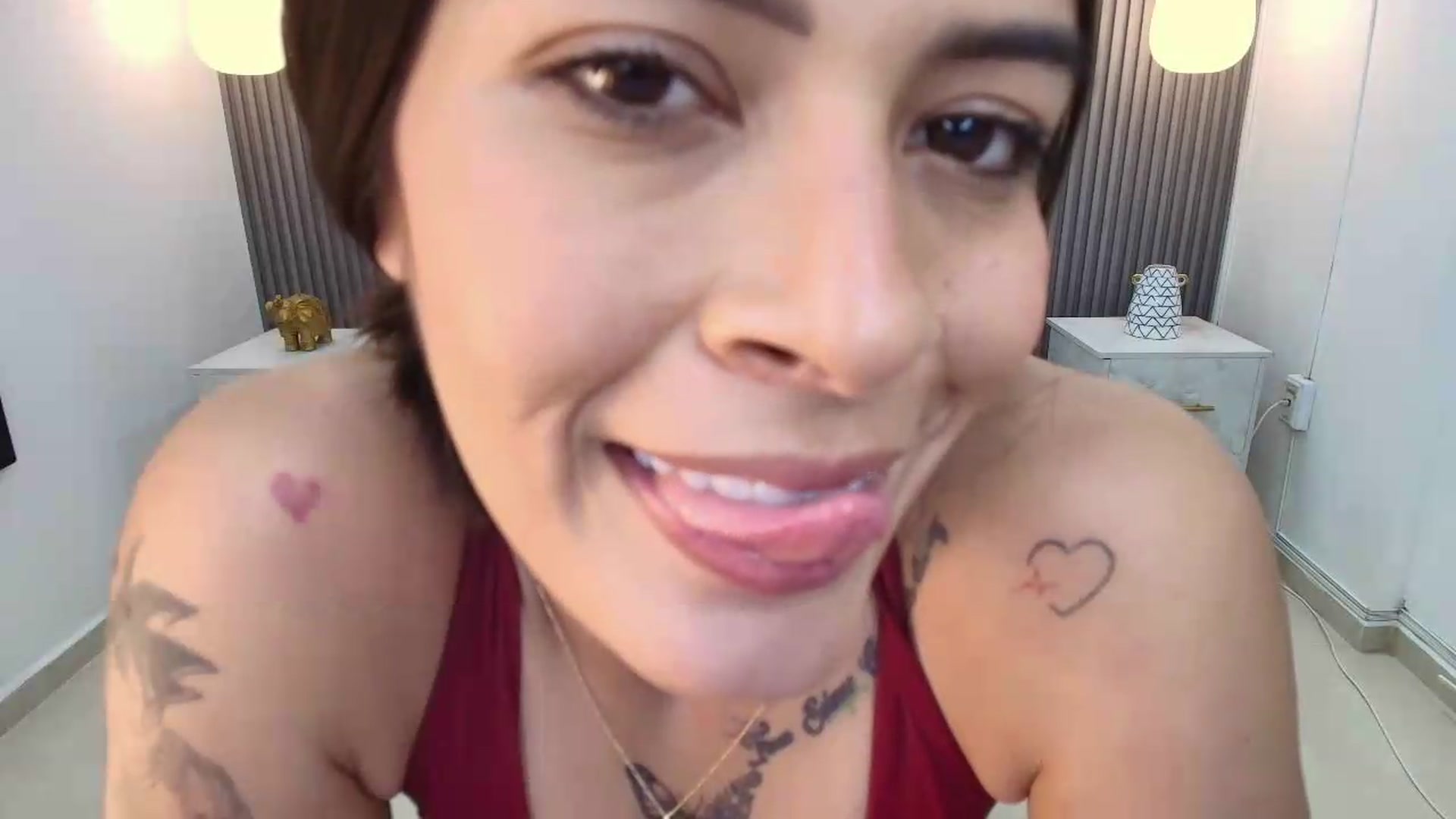 Gallery image thumbnail from Shannel_love_'s myfreecams stream on, 09/26/2026, 16:55 image 6 of 20