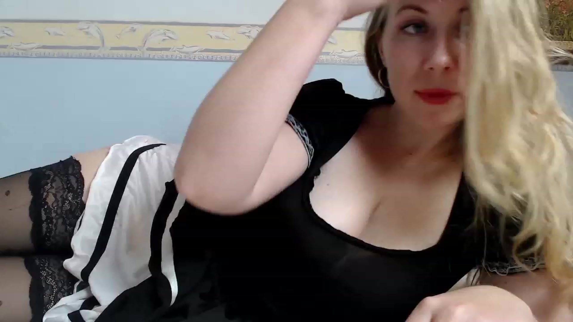 Gallery image thumbnail from Sharapova_'s myfreecams stream on, 11/18/2022, 22:54 image 10 of 20