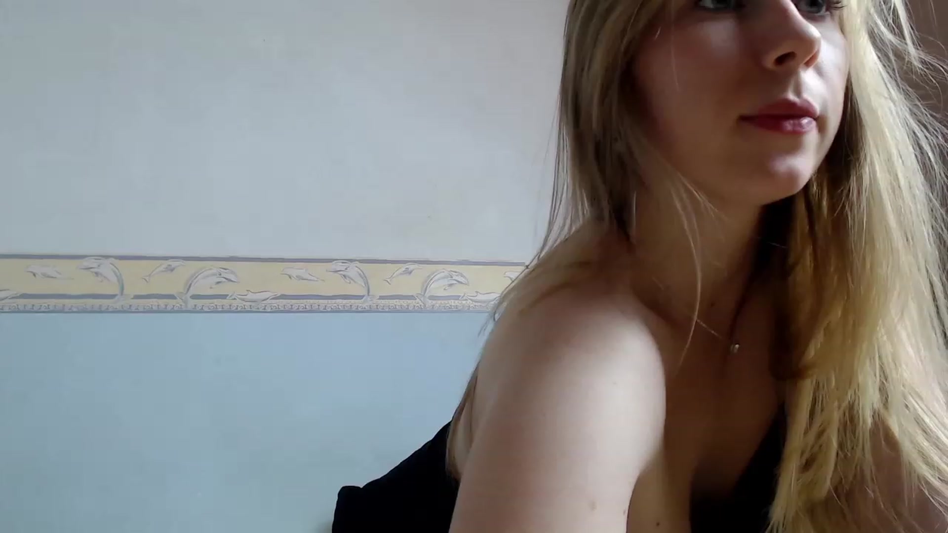 Gallery image thumbnail from Sharapova_'s myfreecams stream on, 12/26/2022, 23:24 image 7 of 20