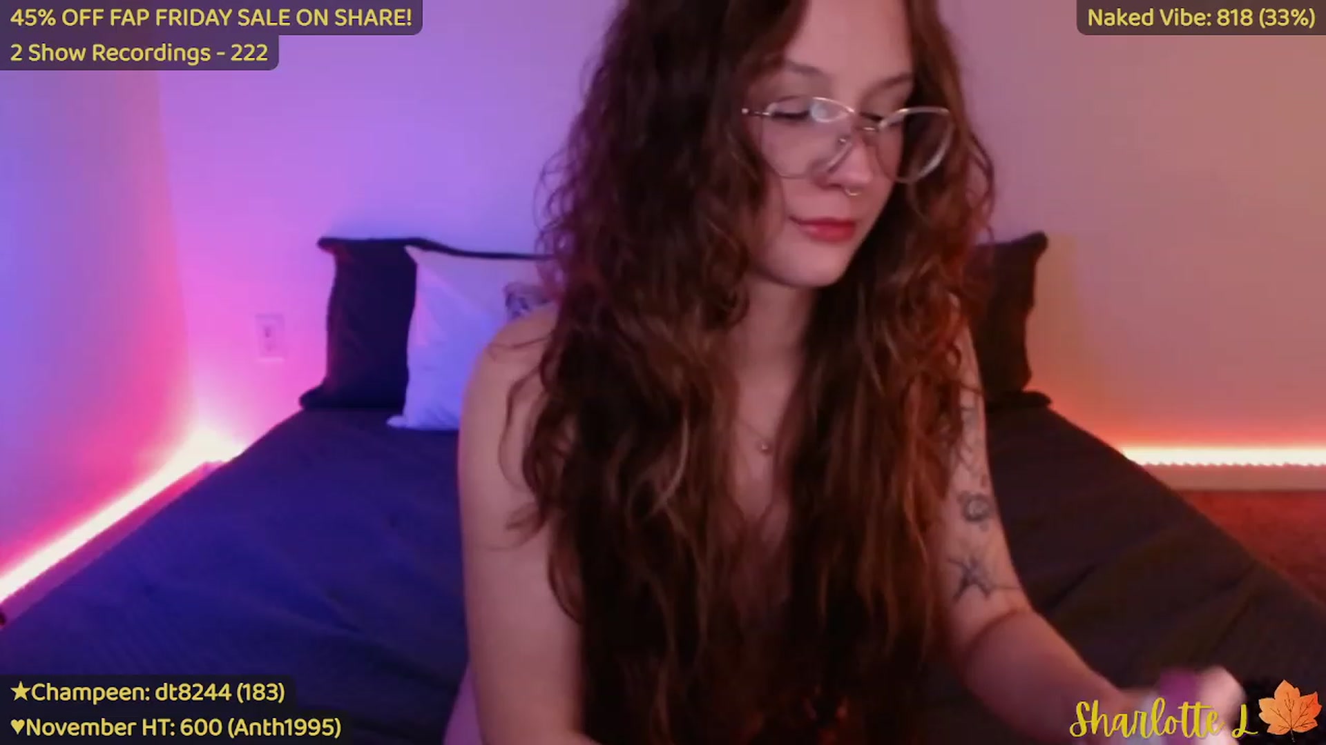 Gallery image thumbnail from SharlotteL's myfreecams stream on, 11/22/2022, 23:09 image 14 of 20