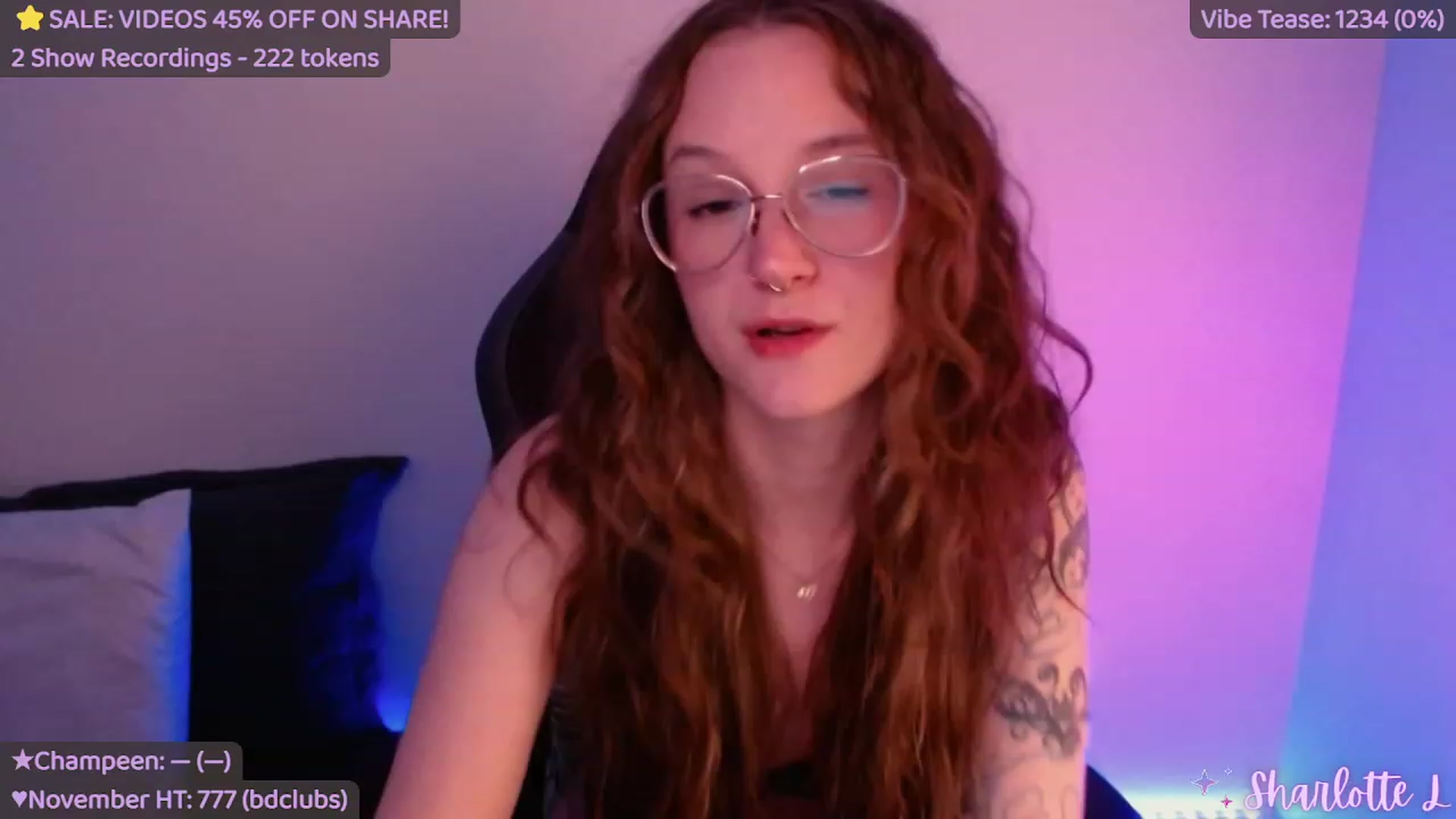 Gallery image thumbnail from SharlotteL's myfreecams stream on, 11/28/2022, 22:43 image 7 of 20