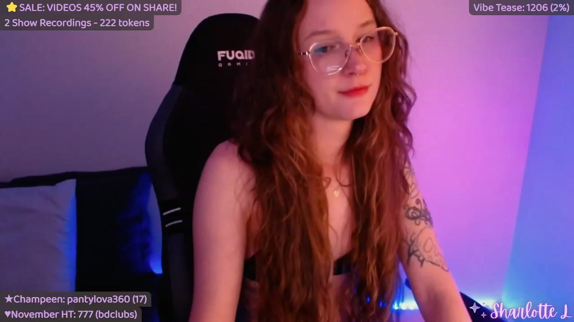 Gallery image thumbnail from SharlotteL's myfreecams stream on, 11/28/2022, 23:24 image 10 of 20