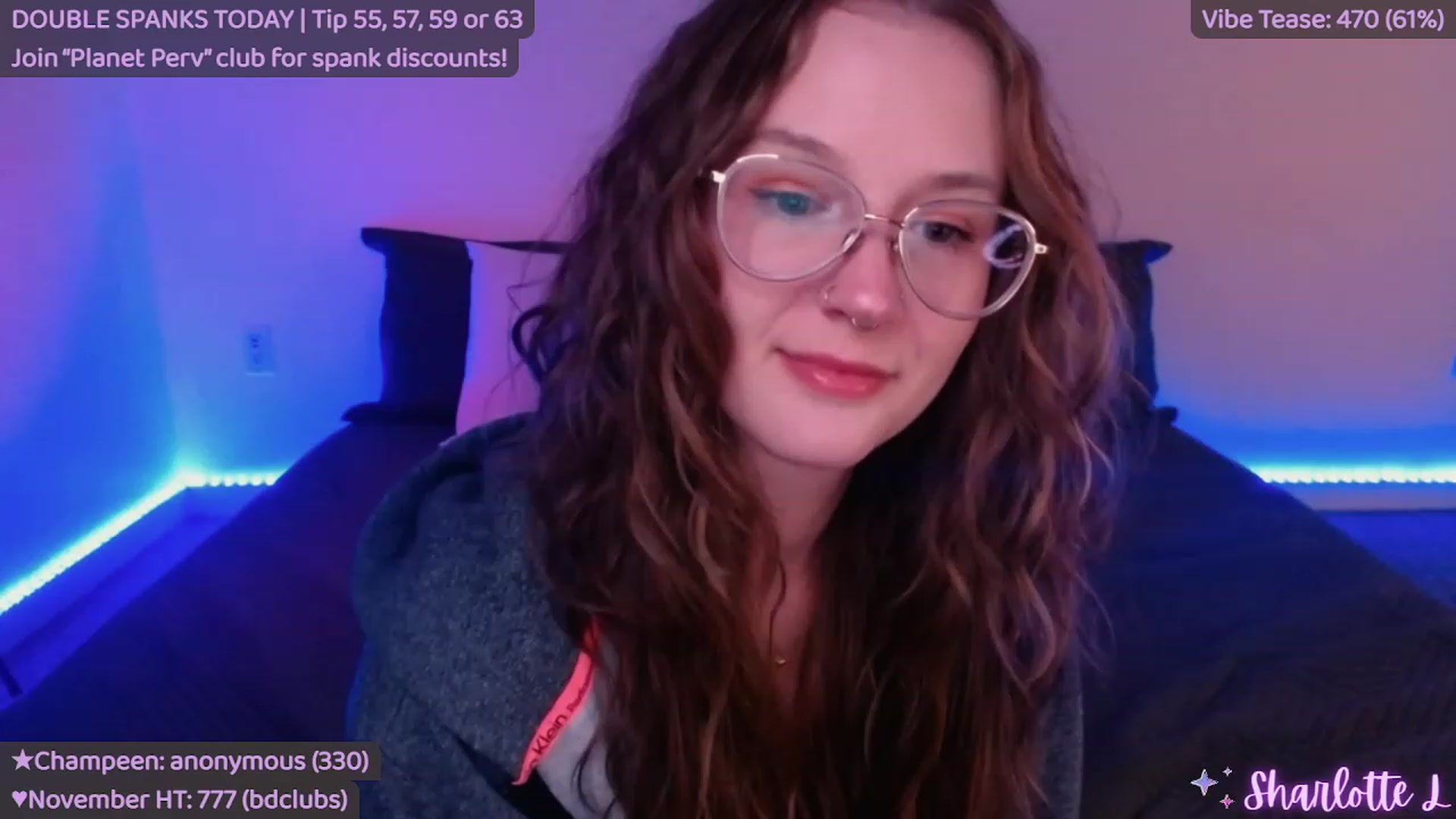 Gallery image thumbnail from SharlotteL's myfreecams stream on, 11/30/2022, 23:28 image 17 of 20