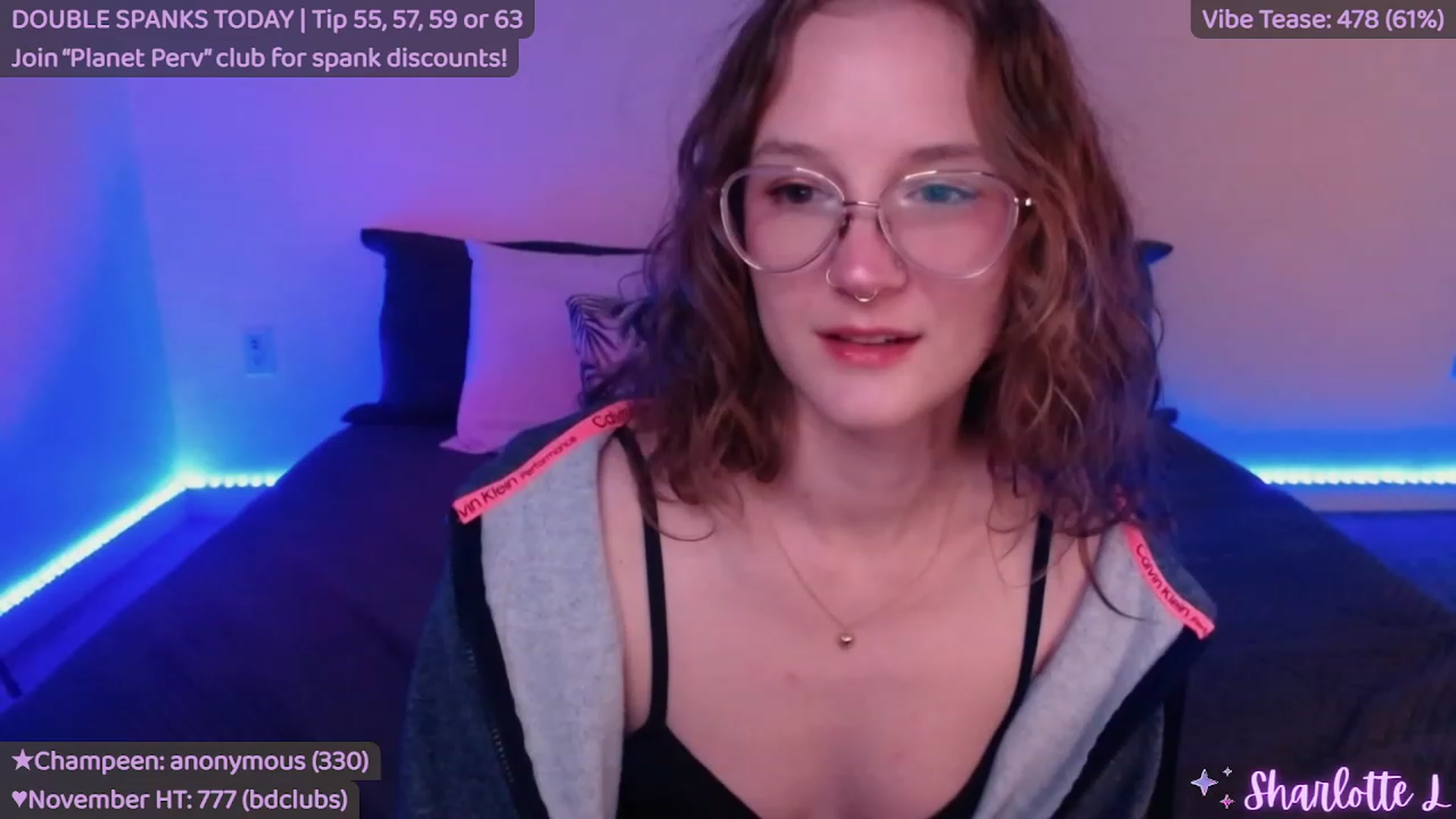 Gallery image thumbnail from SharlotteL's myfreecams stream on, 11/30/2022, 23:28 image 9 of 20