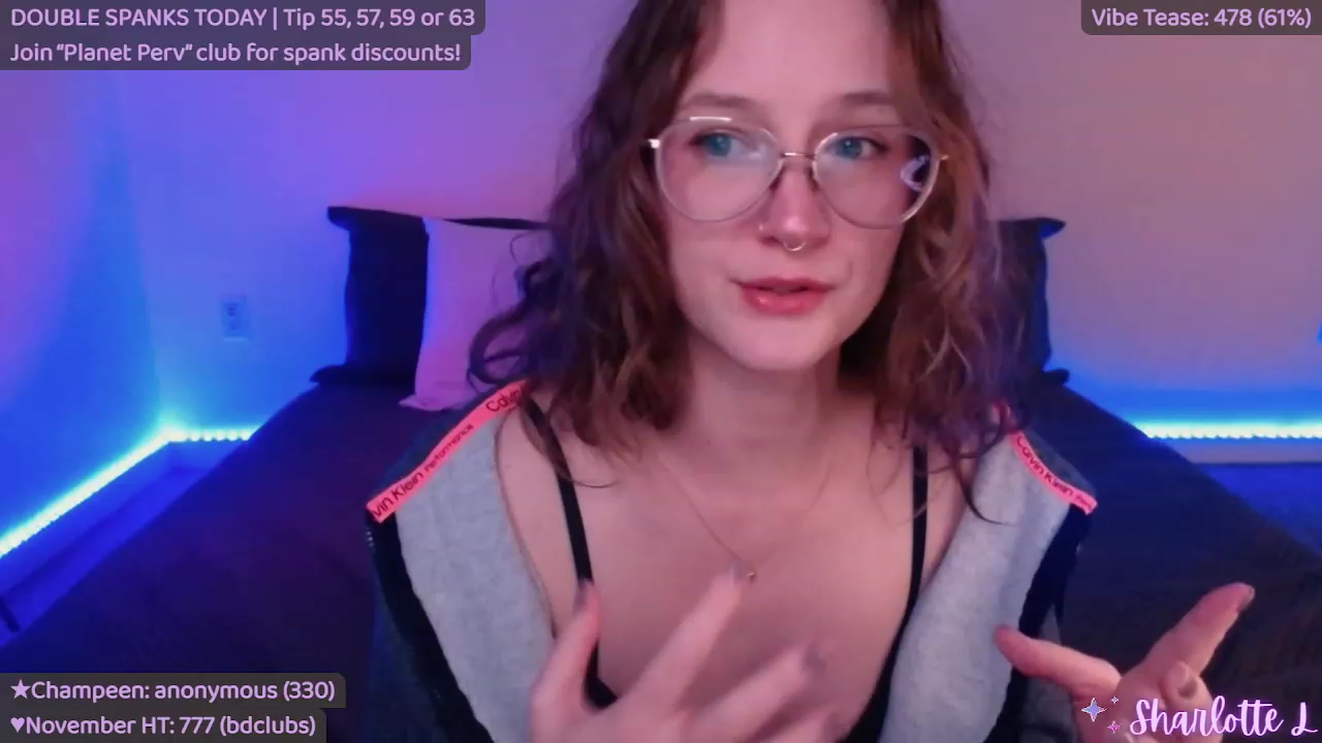 Gallery image thumbnail from SharlotteL's myfreecams stream on, 11/30/2022, 23:28 image 8 of 20