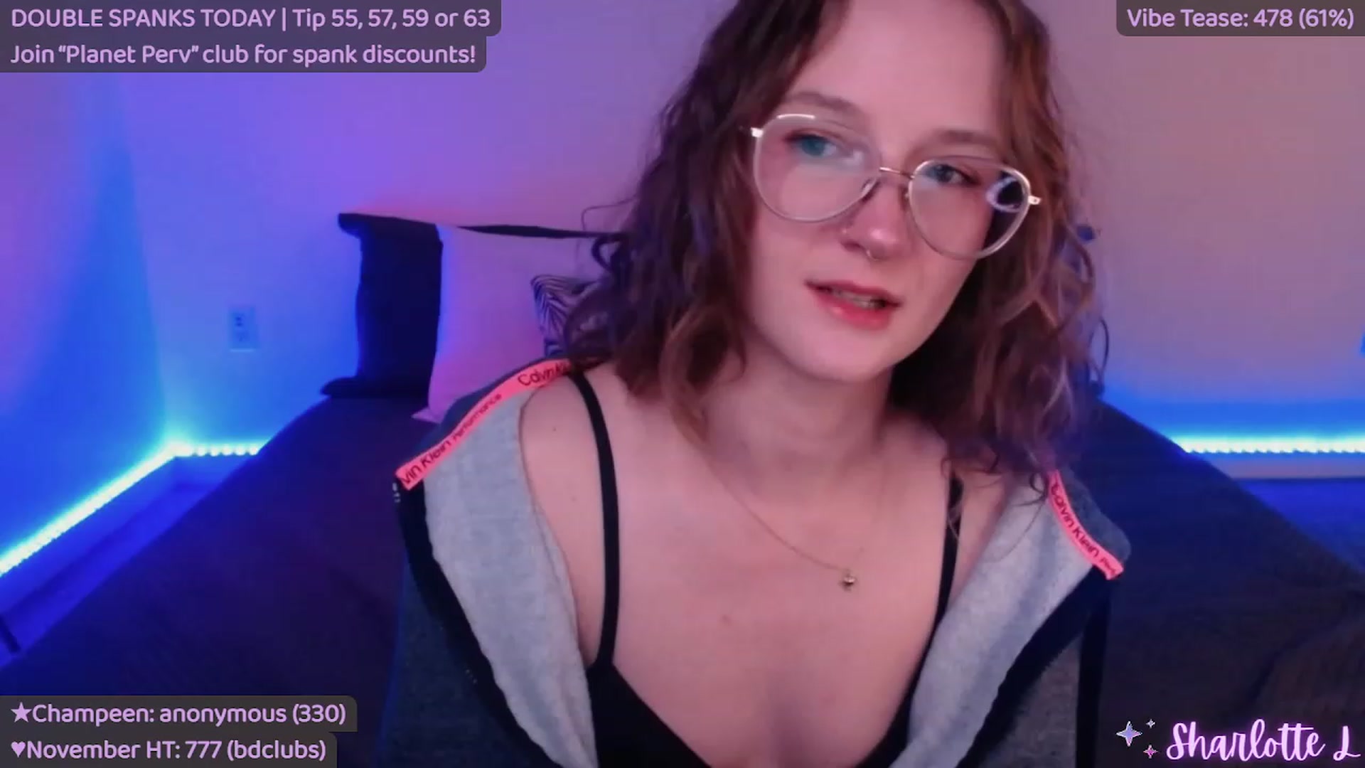 Gallery image thumbnail from SharlotteL's myfreecams stream on, 11/30/2022, 23:28 image 5 of 20