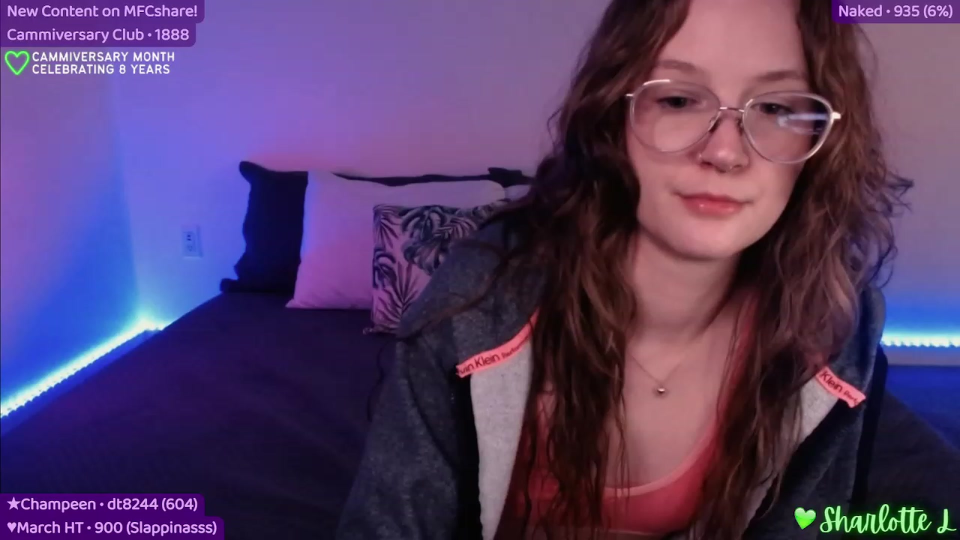 Gallery image thumbnail from SharlotteL's myfreecams stream on, 03/07/2023, 24:39 image 3 of 20