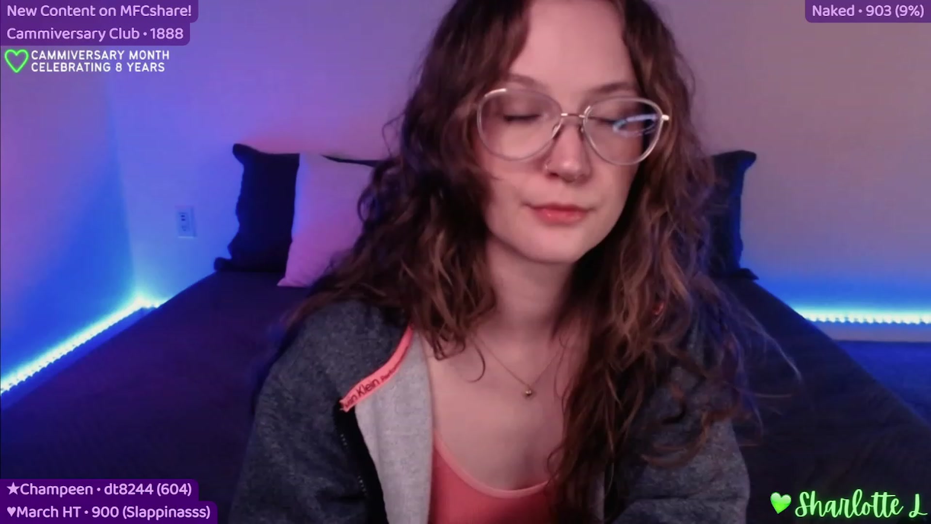 Gallery image thumbnail from SharlotteL's myfreecams stream on, 03/07/2023, 24:39 image 16 of 20