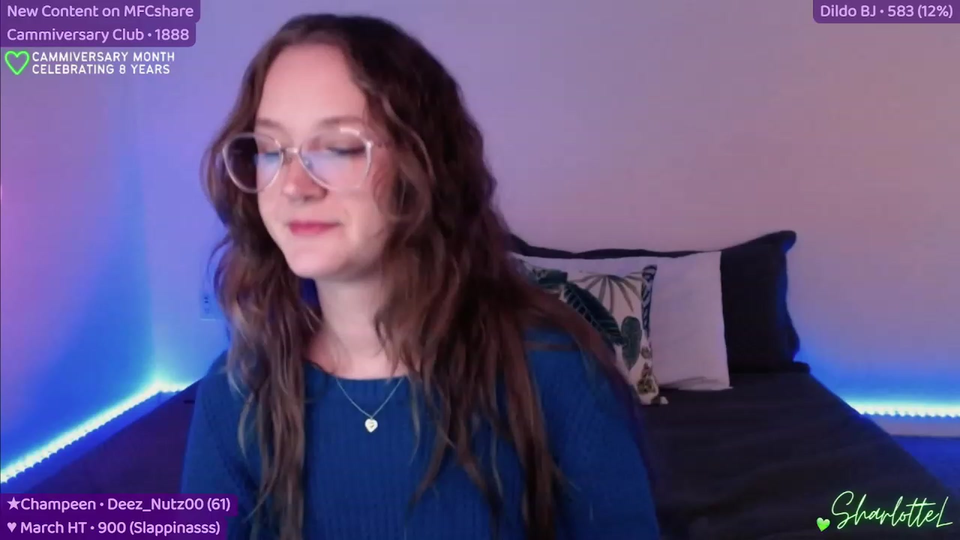 Gallery image thumbnail from SharlotteL's myfreecams stream on, 03/16/2023, 24:12 image 9 of 20