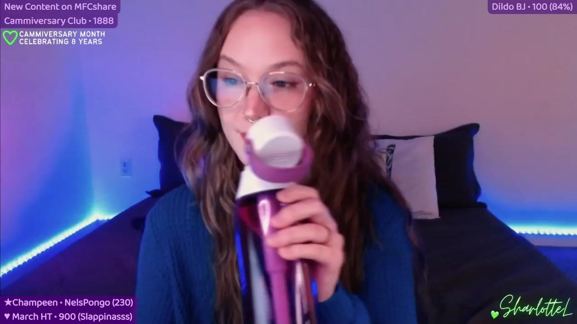 Gallery image thumbnail from SharlotteL's myfreecams stream on, 03/16/2023, 24:12 image 15 of 20