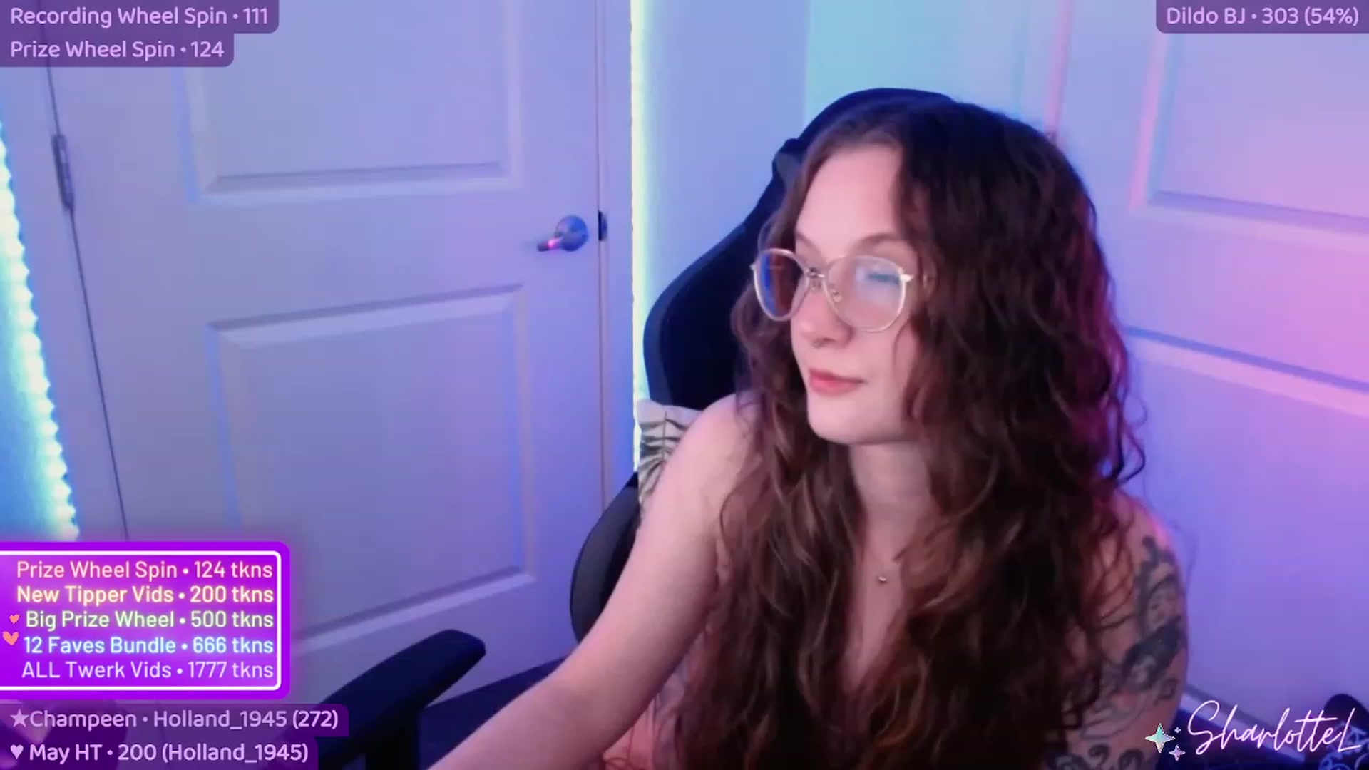 Gallery image thumbnail from SharlotteL's myfreecams stream on, 05/01/2023, 23:18 image 4 of 20