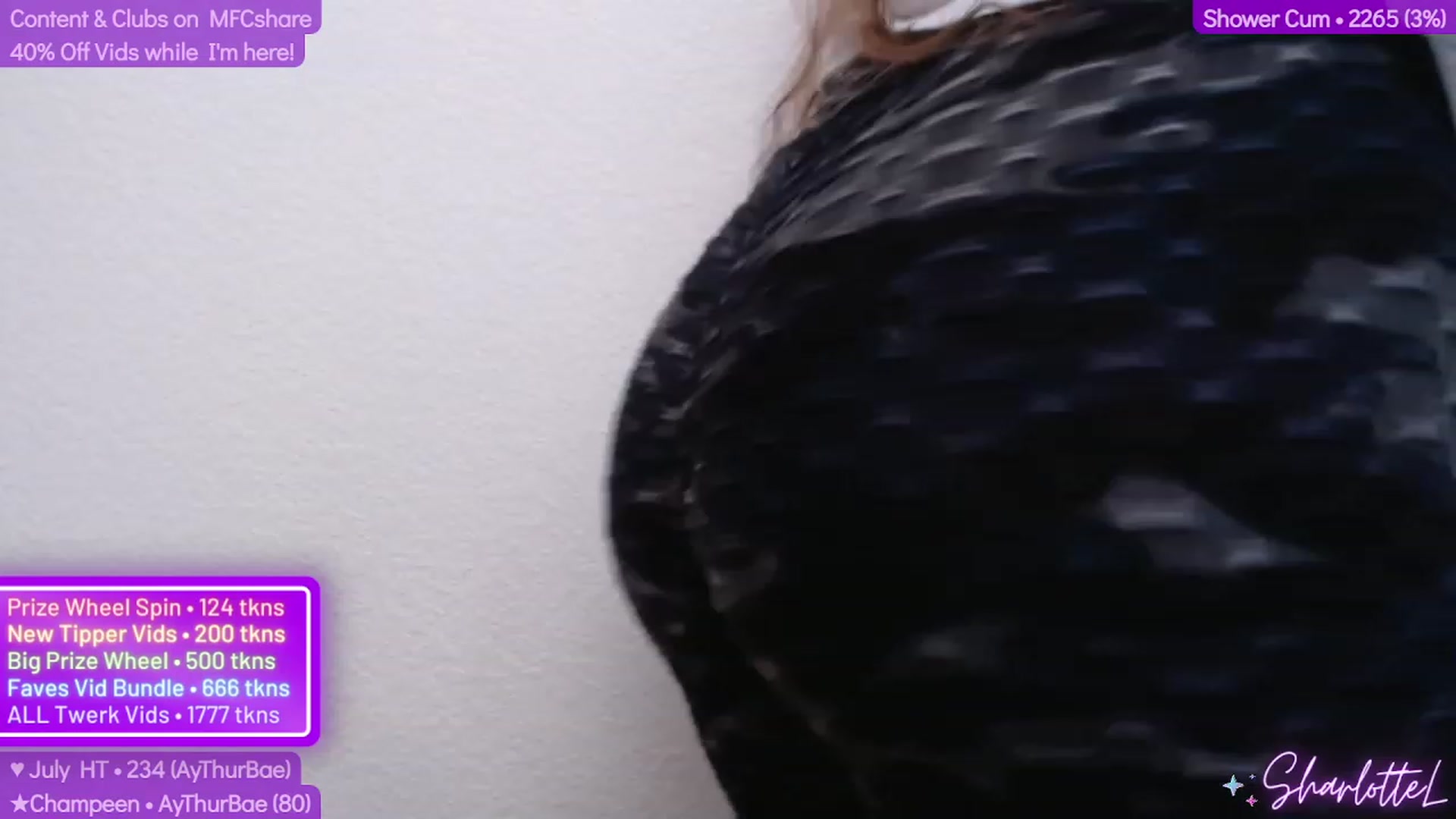 Gallery image thumbnail from SharlotteL's myfreecams stream on, 07/28/2023, 18:48 image 18 of 20