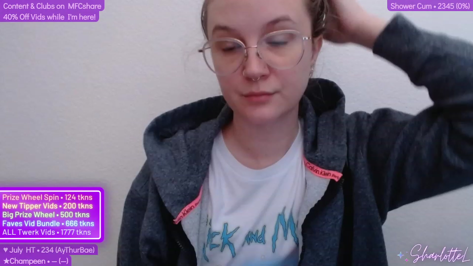 Gallery image thumbnail from SharlotteL's myfreecams stream on, 07/28/2023, 18:48 image 3 of 20
