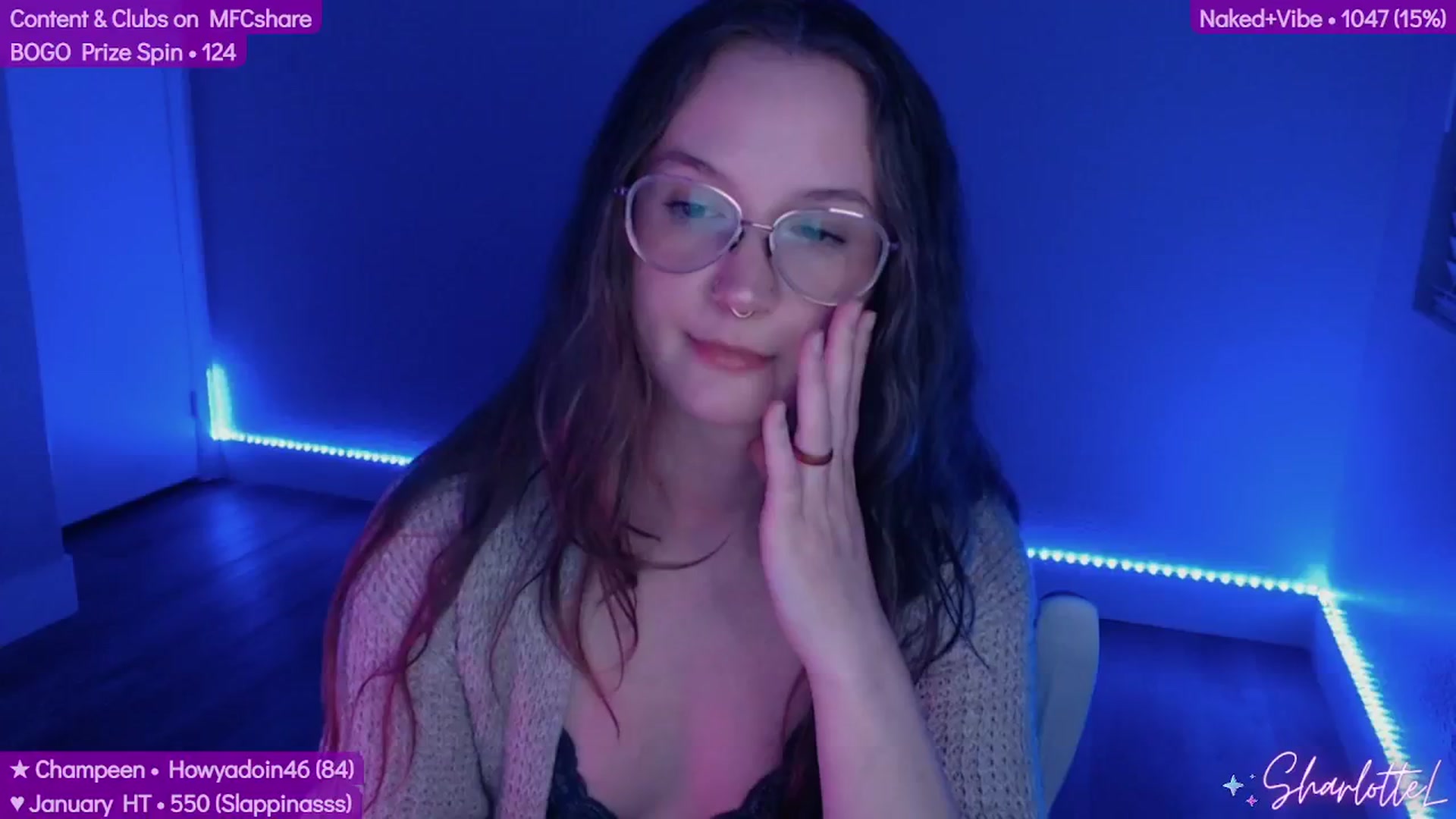 Gallery image thumbnail from SharlotteL's myfreecams stream on, 01/31/2024, 01:49 image 16 of 20