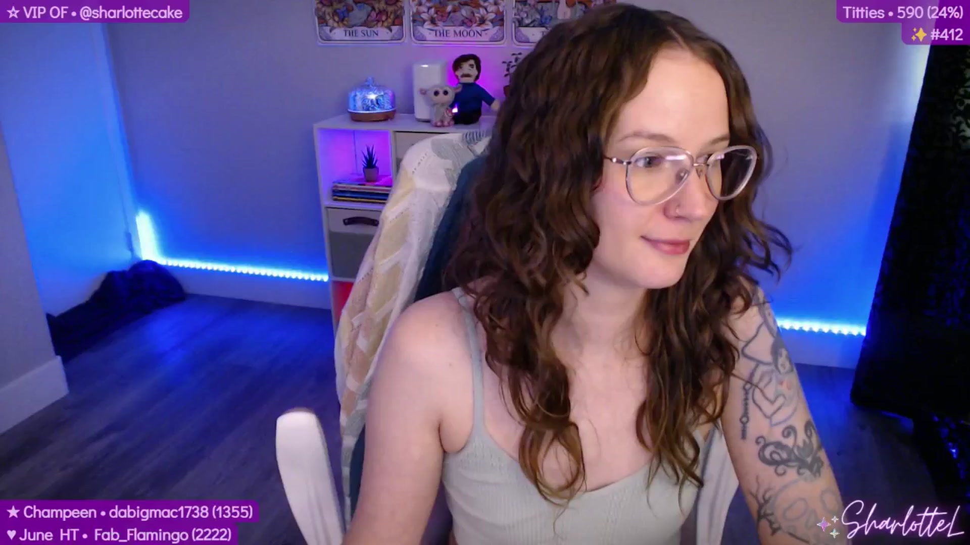Gallery image thumbnail from SharlotteL's myfreecams stream on, 06/16/2025, 23:45 image 12 of 20