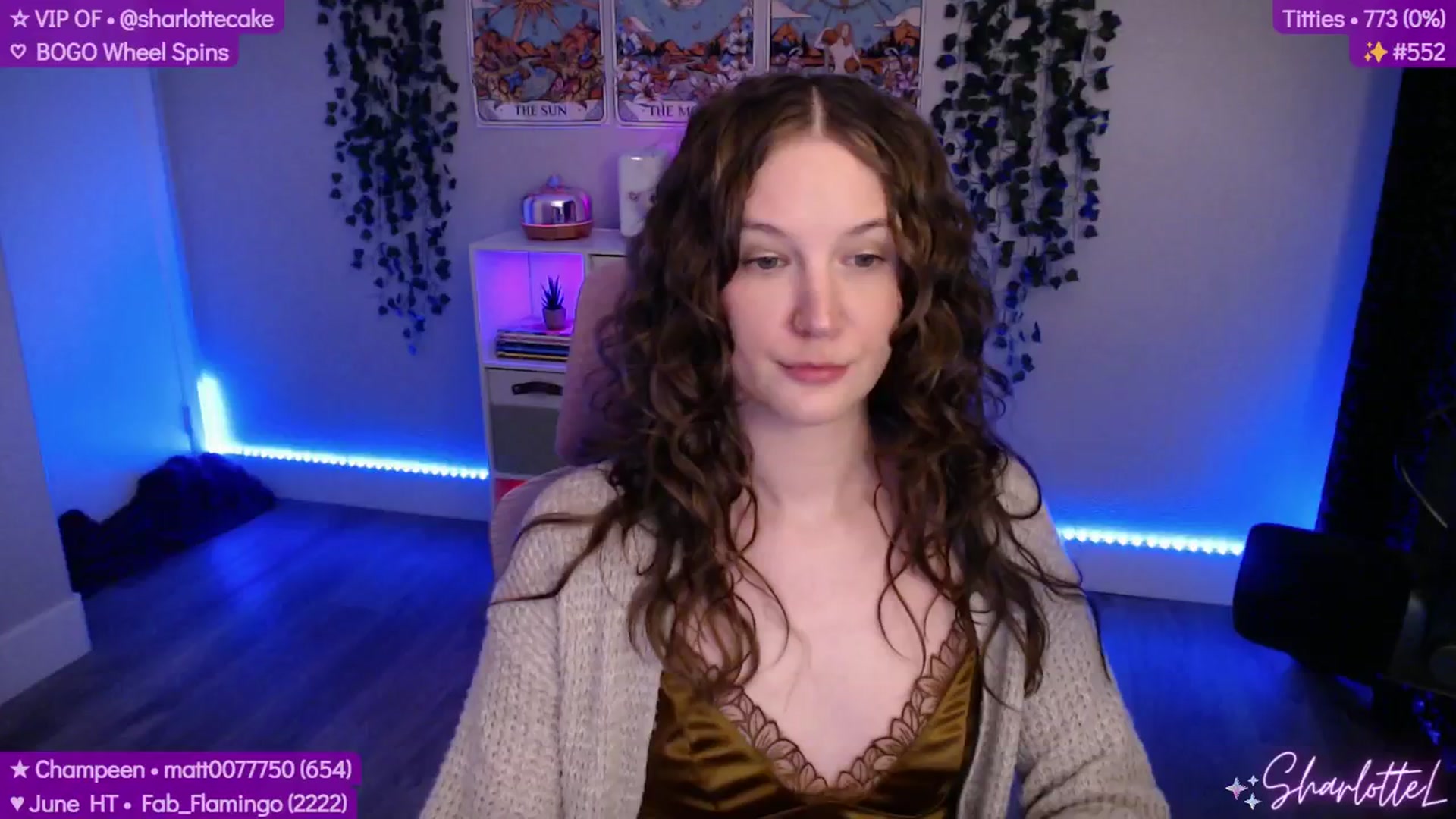 Gallery image thumbnail from SharlotteL's myfreecams stream on, 06/22/2025, 03:34 image 11 of 20