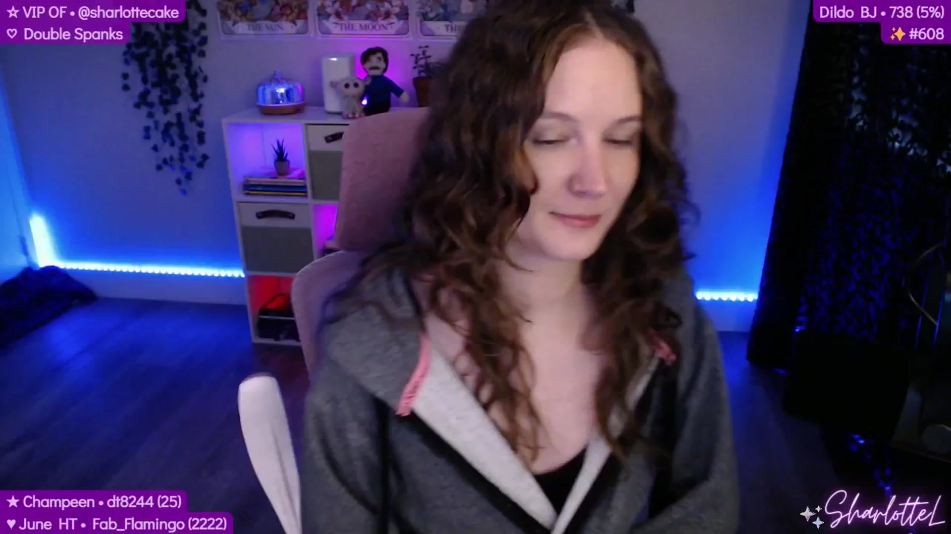 Gallery image thumbnail from SharlotteL's myfreecams stream on, 06/26/2025, 02:52 image 9 of 20