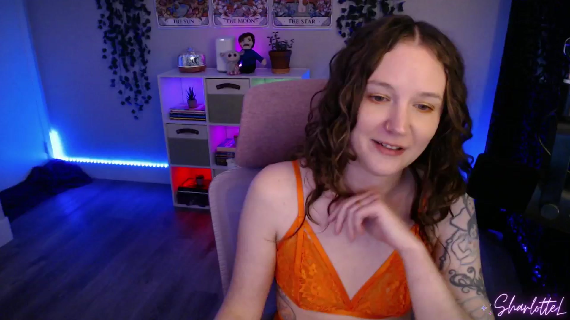 Gallery image thumbnail from SharlotteL's myfreecams stream on, 07/01/2025, 01:31 image 10 of 20