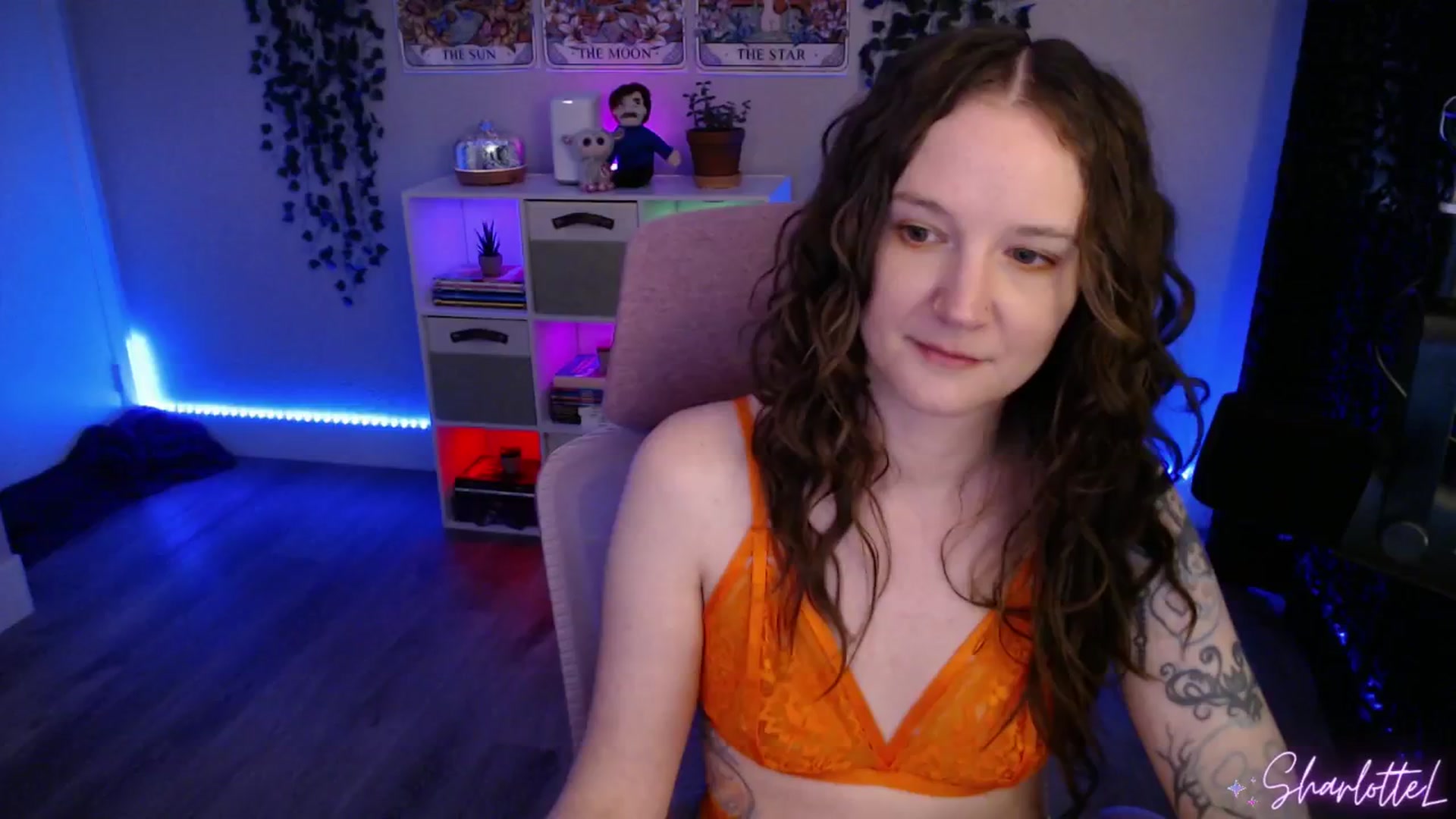 Gallery image thumbnail from SharlotteL's myfreecams stream on, 07/01/2025, 01:31 image 4 of 20