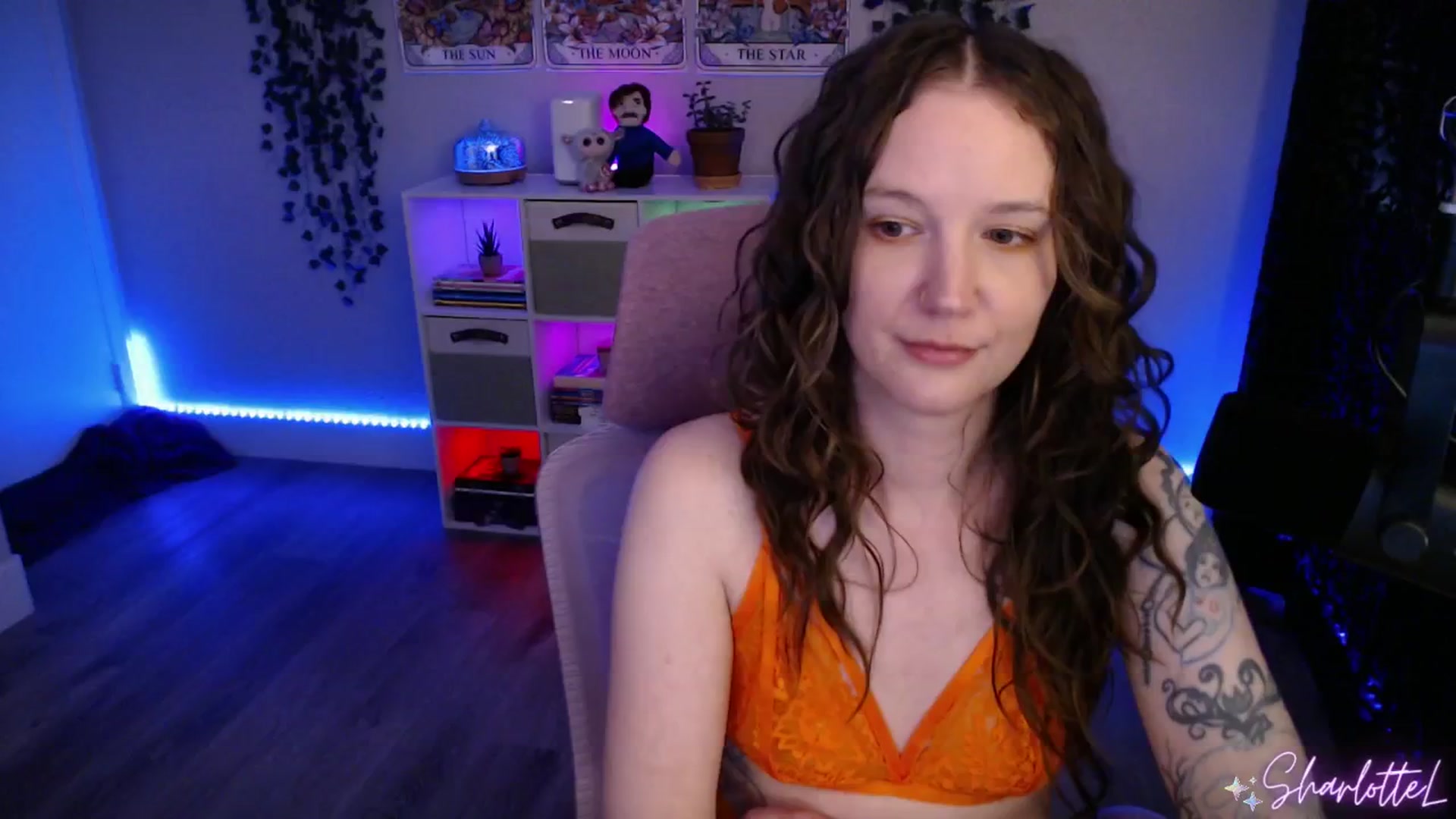 Gallery image thumbnail from SharlotteL's myfreecams stream on, 07/01/2025, 01:31 image 1 of 20