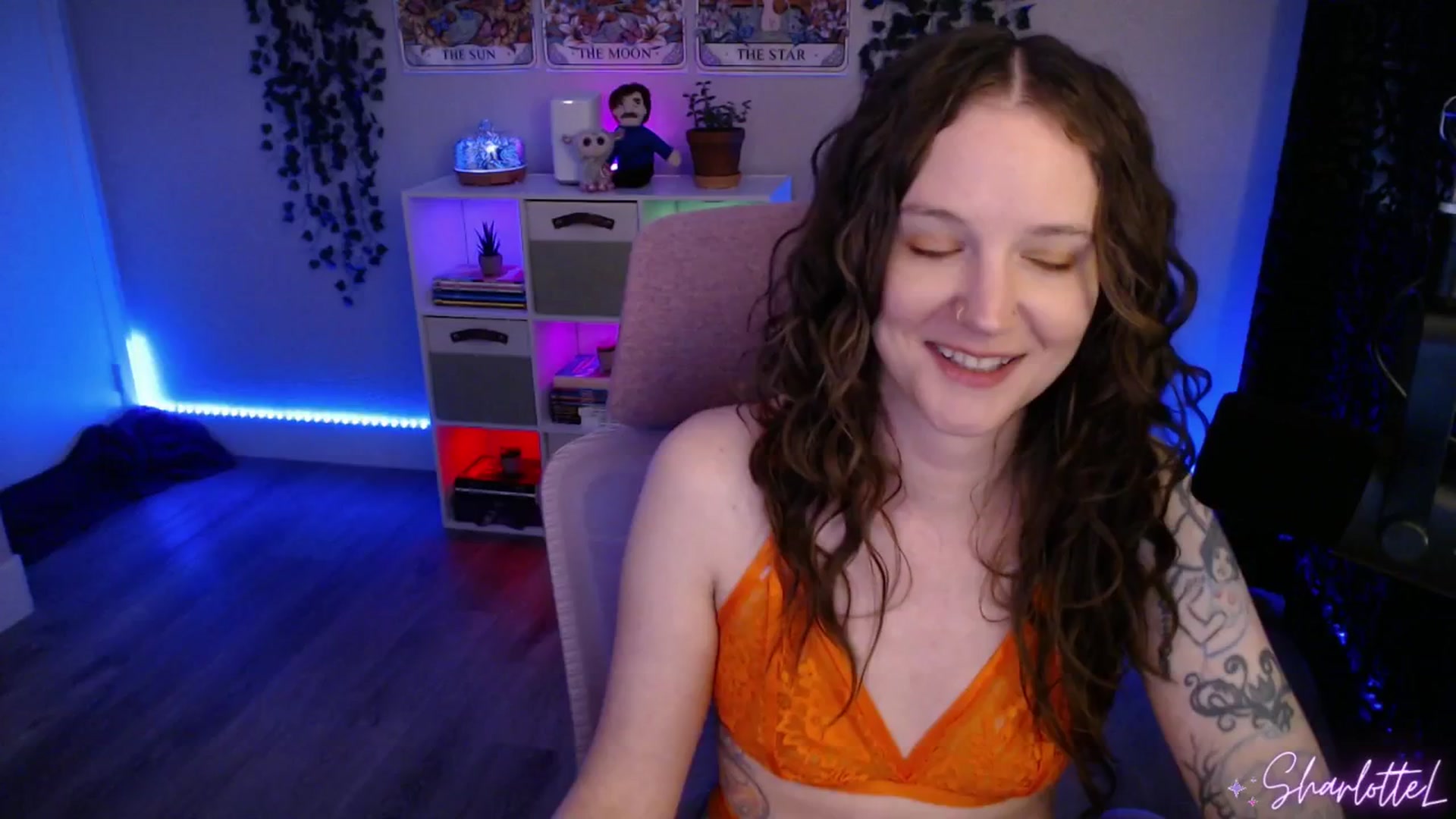 Gallery image thumbnail from SharlotteL's myfreecams stream on, 07/01/2025, 01:31 image 2 of 20