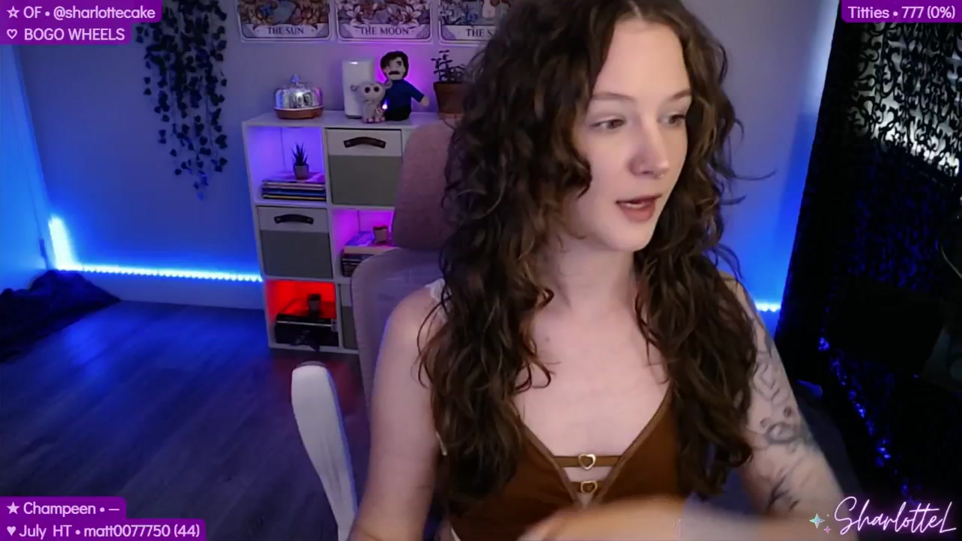 Gallery image thumbnail from SharlotteL's myfreecams stream on, 07/06/2025, 23:40 image 3 of 20