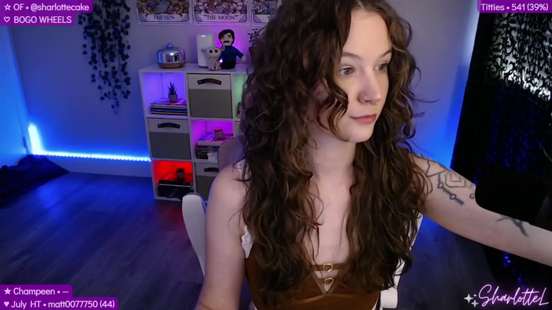 Gallery image thumbnail from SharlotteL's myfreecams stream on, 07/06/2025, 23:40 image 2 of 20