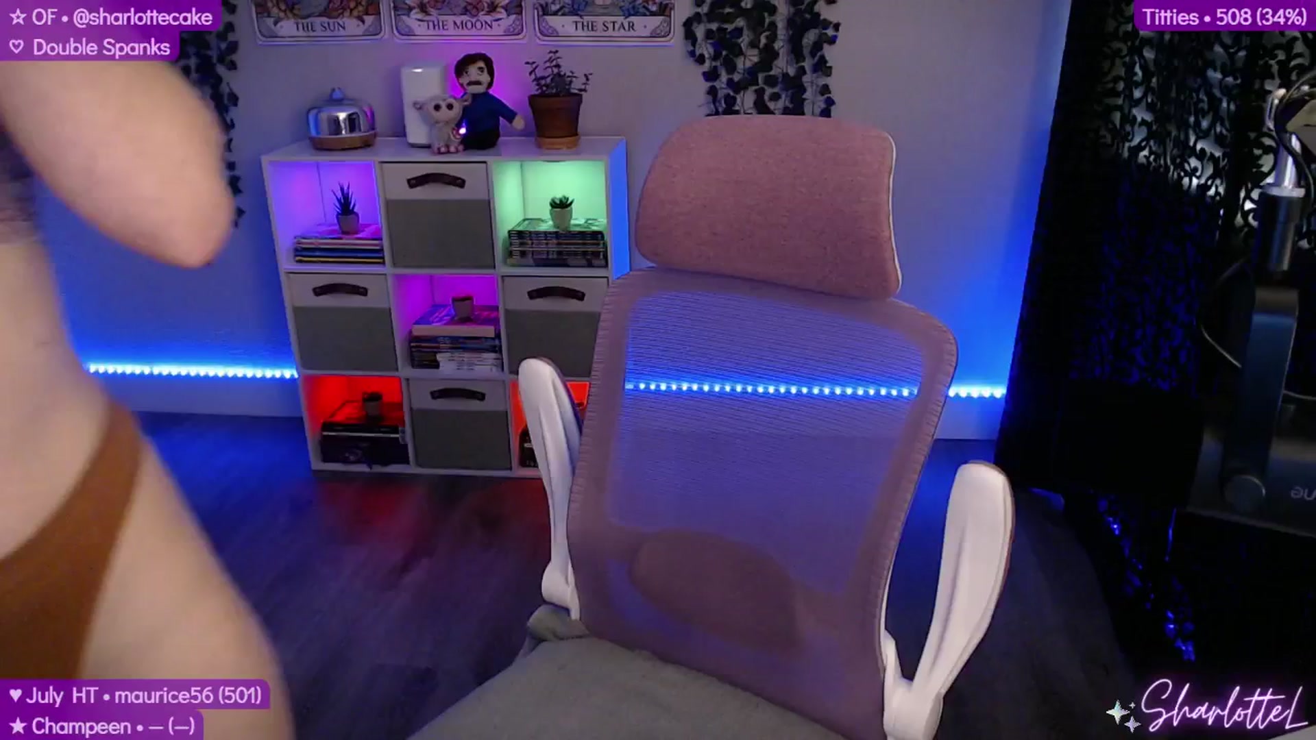Gallery image thumbnail from SharlotteL's myfreecams stream on, 07/22/2025, 21:44 image 7 of 20