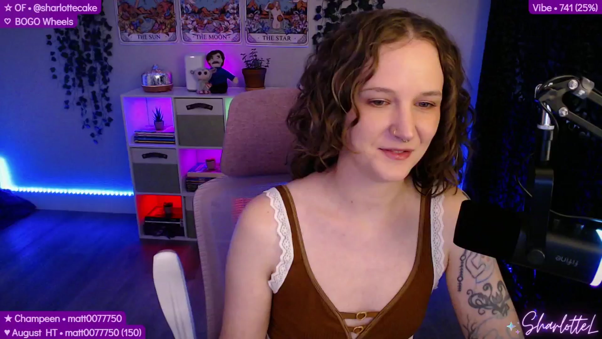 Gallery image thumbnail from SharlotteL's myfreecams stream on, 08/03/2025, 02:34 image 13 of 20