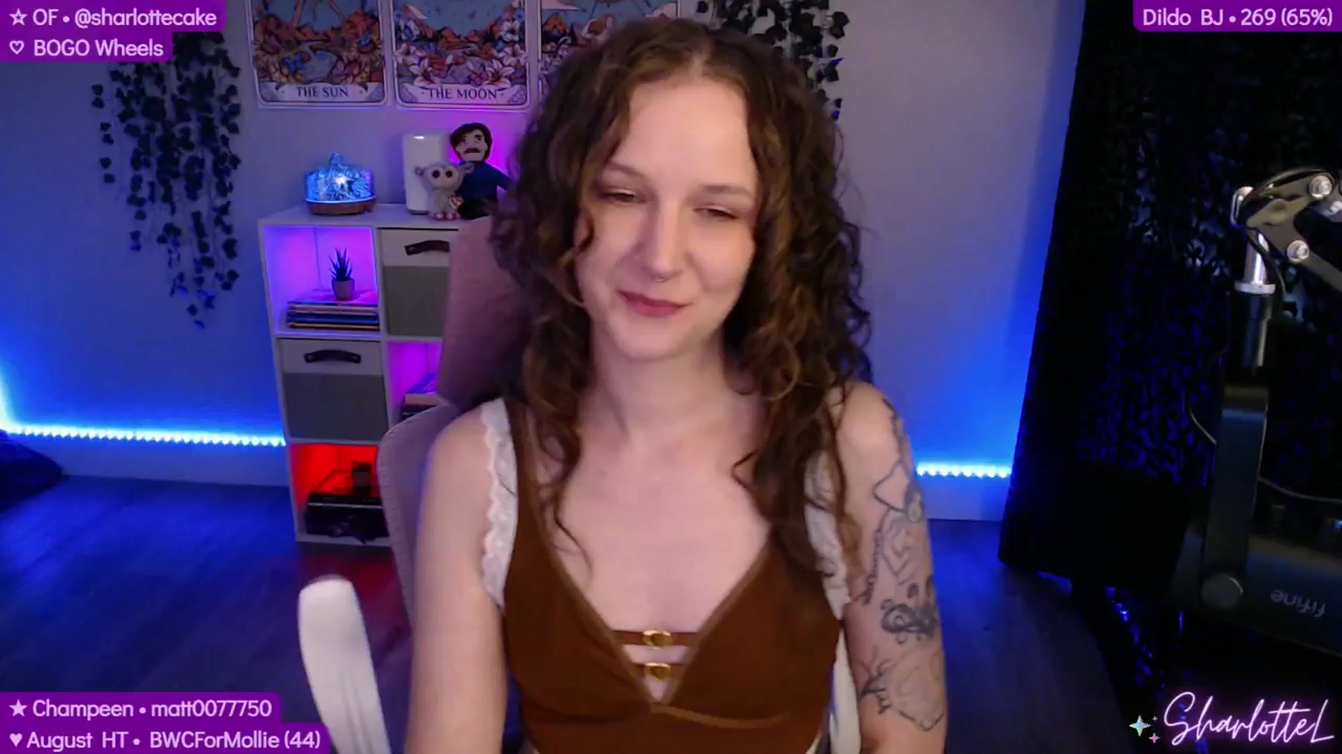 Gallery image thumbnail from SharlotteL's myfreecams stream on, 08/03/2025, 02:34 image 6 of 20