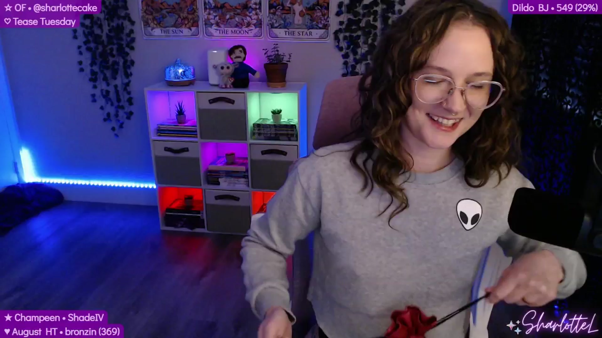 Gallery image thumbnail from SharlotteL's myfreecams stream on, 08/20/2025, 24:59 image 10 of 20