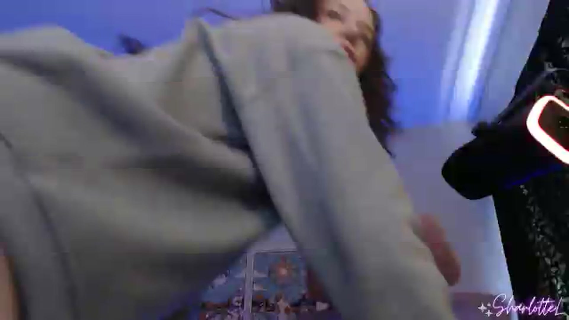 Gallery image thumbnail from SharlotteL's myfreecams stream on, 05/14/2026, 22:19 image 15 of 20