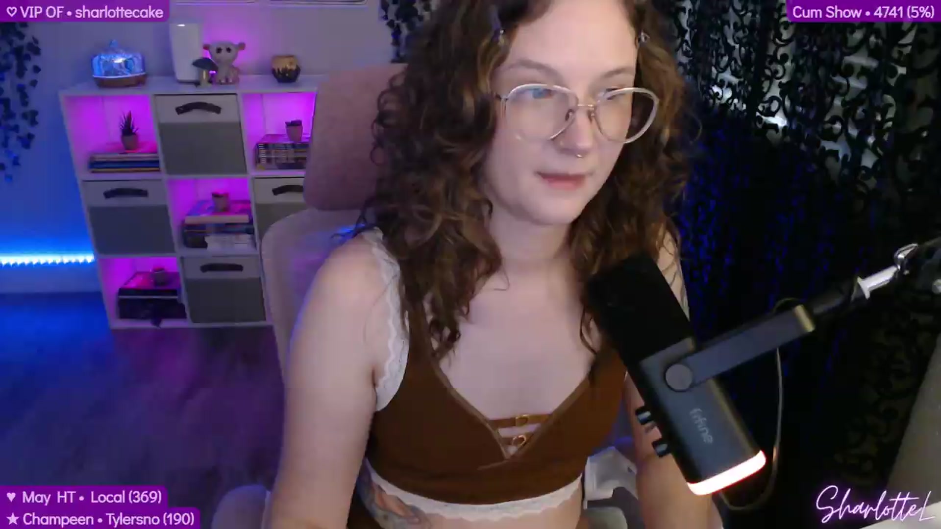 Gallery image thumbnail from SharlotteL's myfreecams stream on, 05/18/2026, 22:13 image 8 of 20