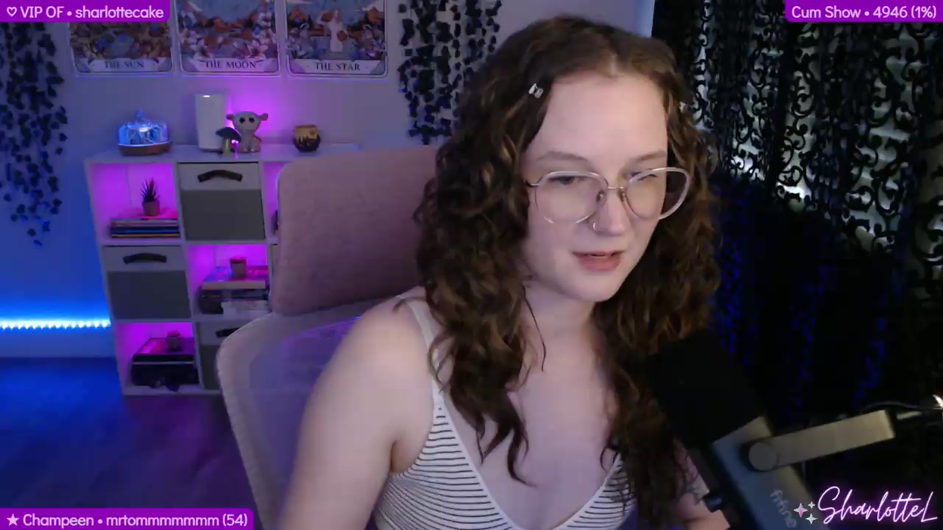 Gallery image thumbnail from SharlotteL's myfreecams stream on, 06/01/2026, 21:25 image 9 of 20