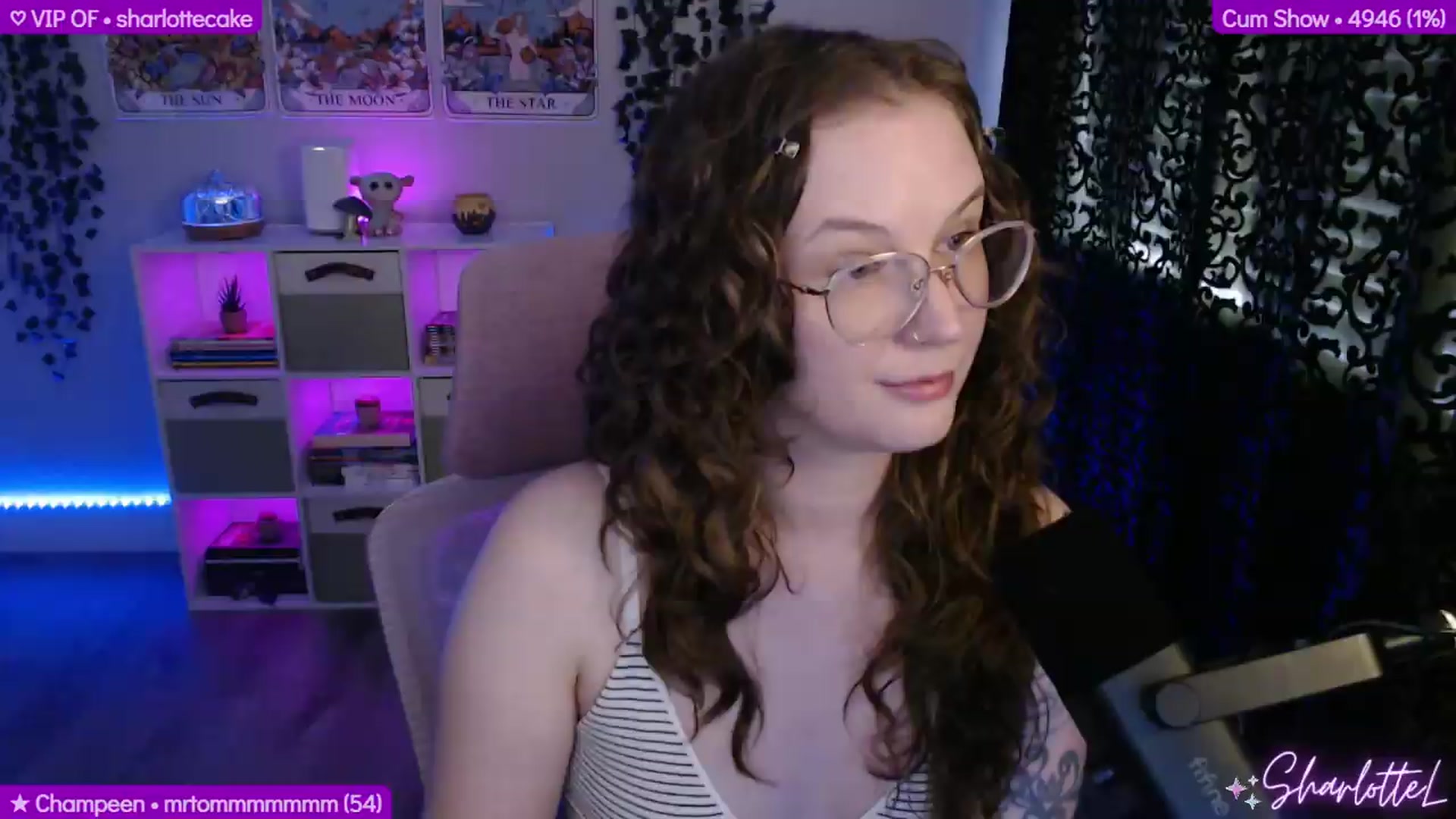 Gallery image thumbnail from SharlotteL's myfreecams stream on, 06/01/2026, 21:25 image 17 of 20