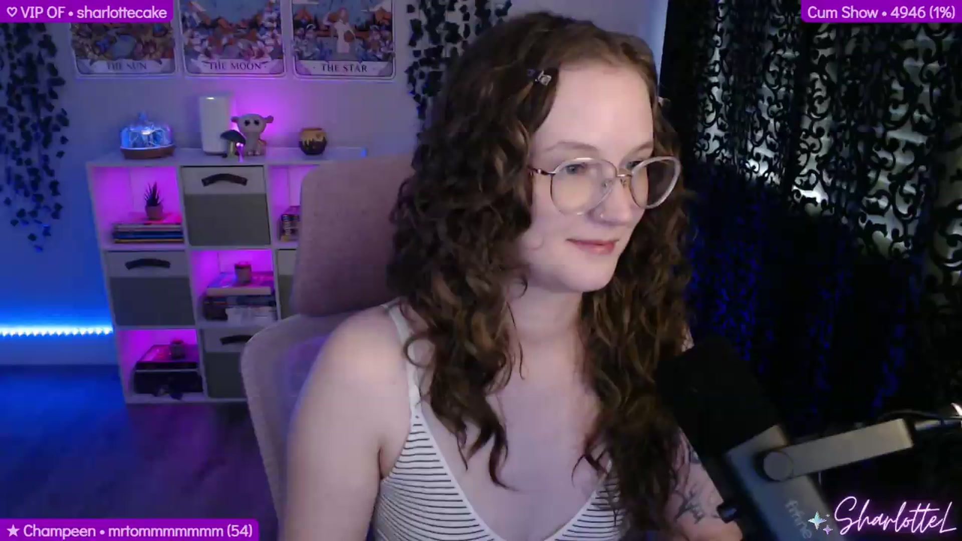 Gallery image thumbnail from SharlotteL's myfreecams stream on, 06/01/2026, 21:25 image 16 of 20