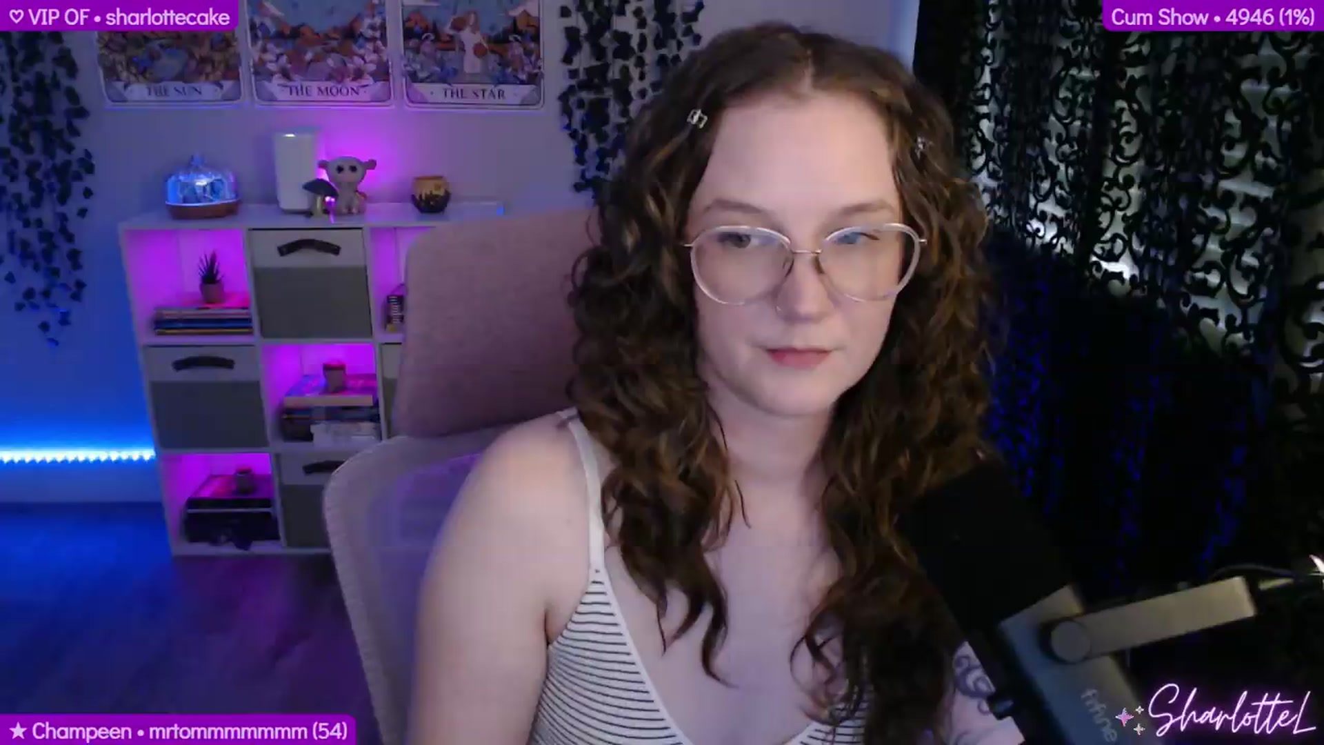 Gallery image thumbnail from SharlotteL's myfreecams stream on, 06/01/2026, 21:25 image 12 of 20