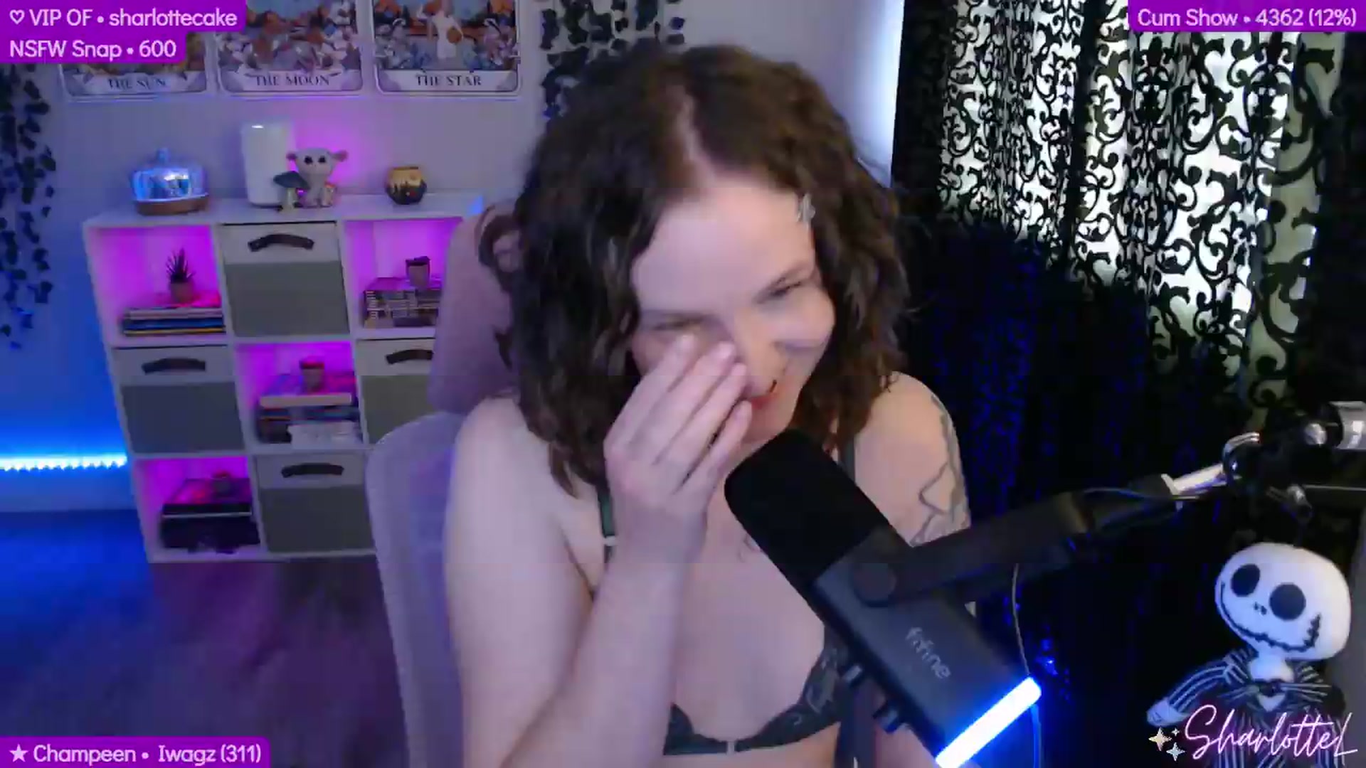 Gallery image thumbnail from SharlotteL's myfreecams stream on, 08/18/2026, 22:57 image 11 of 20