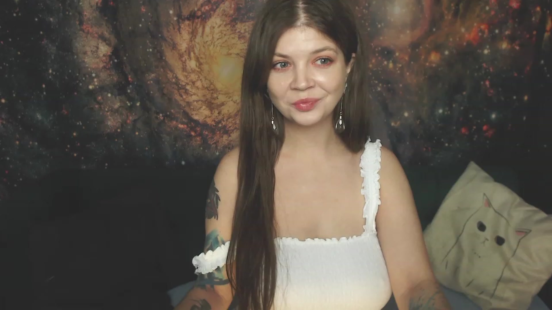 Gallery image thumbnail from SharmyMy's myfreecams stream on, 11/22/2022, 11:09 image 13 of 20