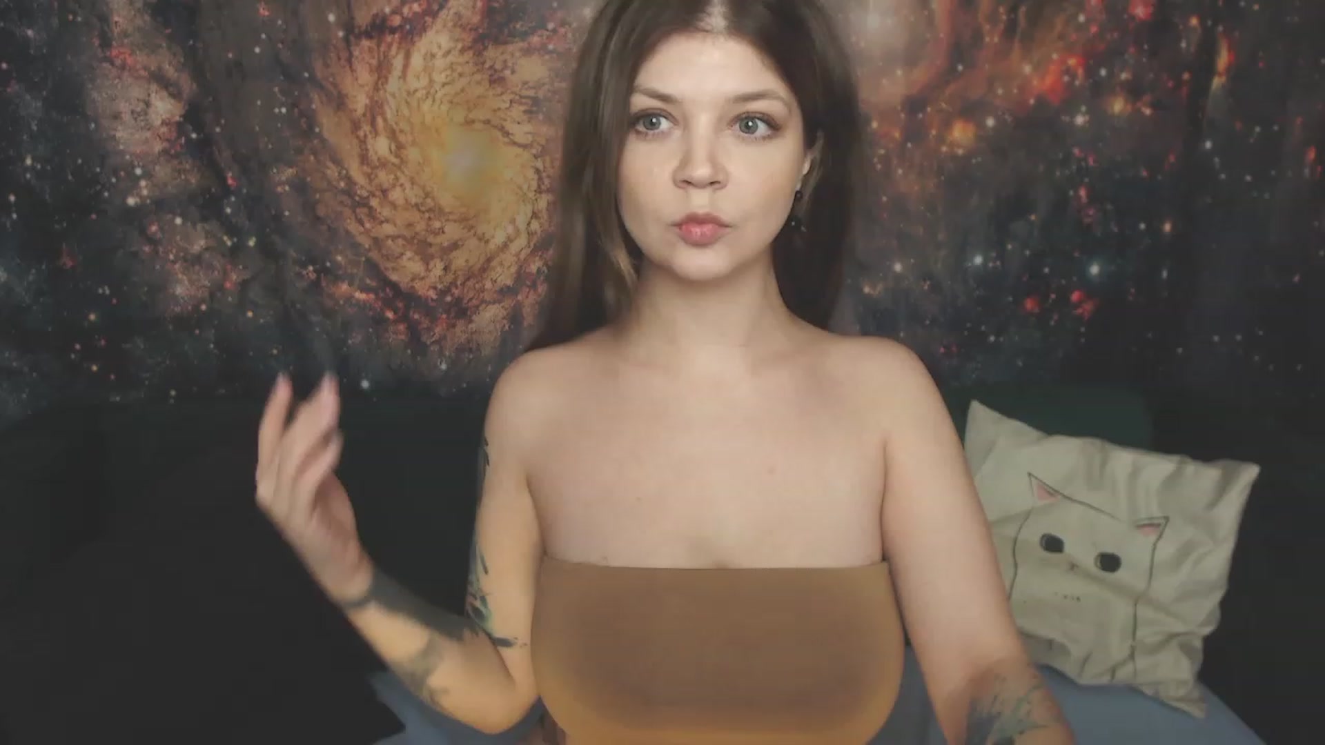 Gallery image thumbnail from SharmyMy's myfreecams stream on, 11/24/2022, 06:16 image 5 of 20