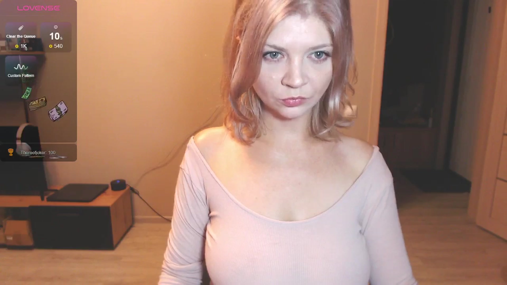 Gallery image thumbnail from SharmyMy's myfreecams stream on, 10/12/2025, 13:08 image 14 of 20