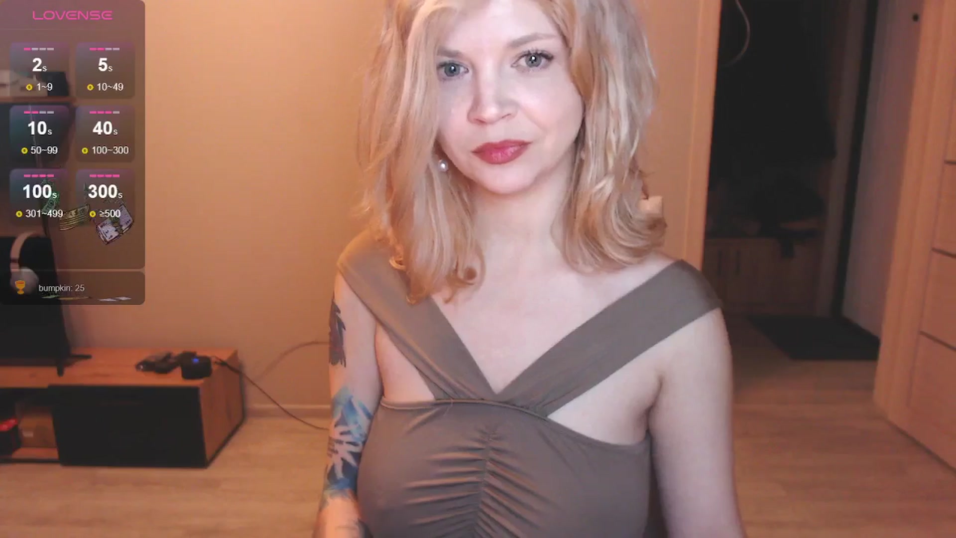 Gallery image thumbnail from SharmyMy's myfreecams stream on, 01/11/2026, 13:32 image 11 of 20