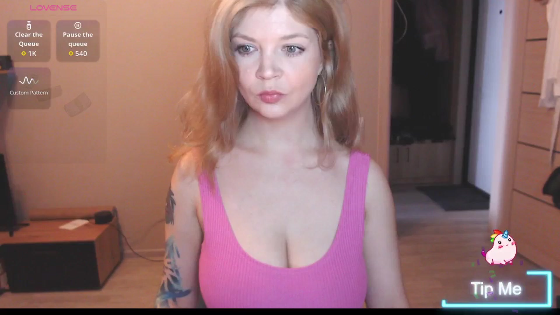 Gallery image thumbnail from SharmyMy's myfreecams stream on, 04/18/2026, 10:28 image 12 of 20