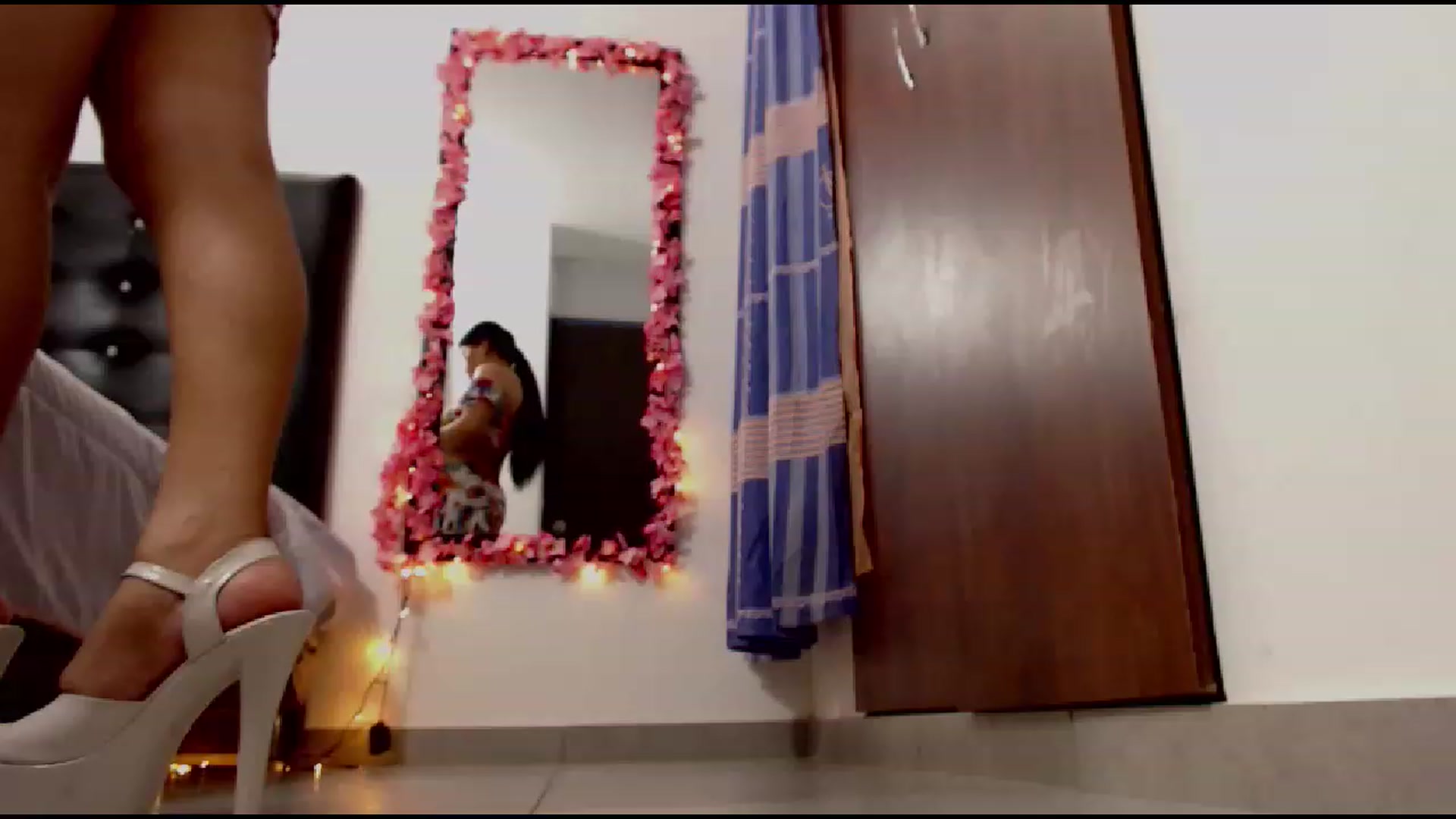 Gallery image thumbnail from Sharon_Angels's myfreecams stream on, 02/26/2023, 03:52 image 13 of 20
