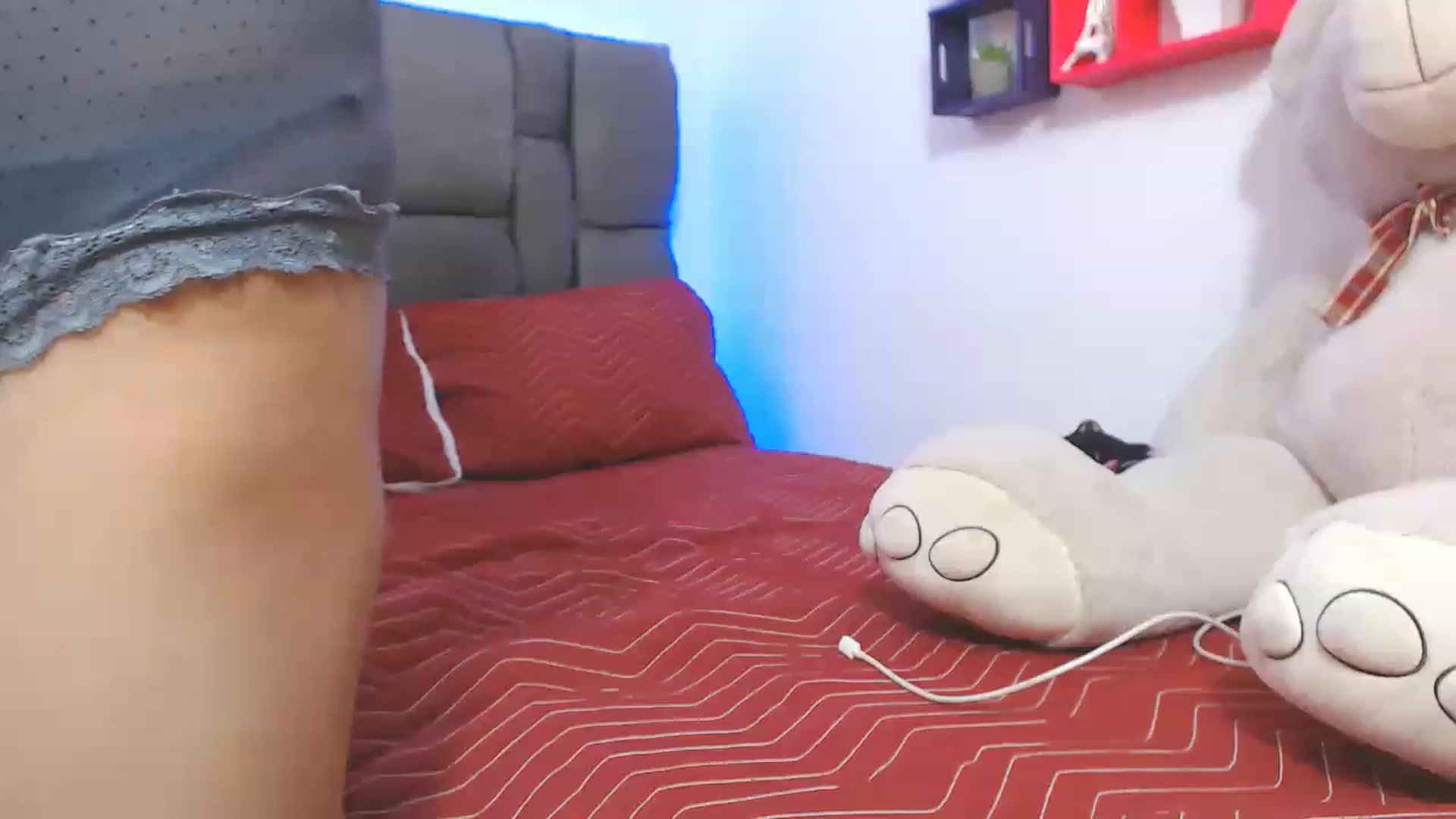 Gallery image thumbnail from Sharon_Angels's myfreecams stream on, 08/18/2023, 03:09 image 11 of 20